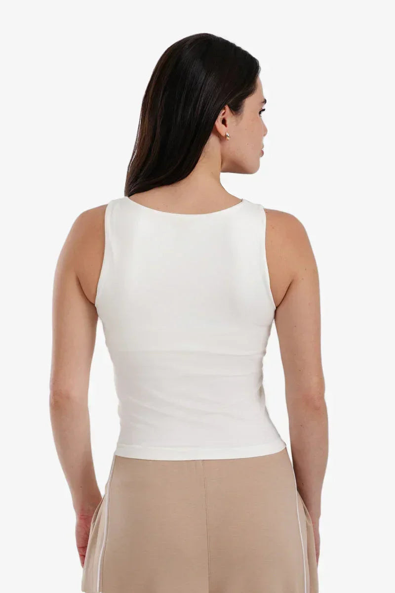Carina - Cropped Slim Fit Top 9