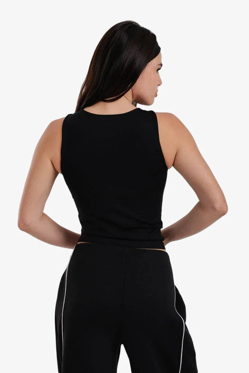 Carina - Cropped Slim Fit Top 4