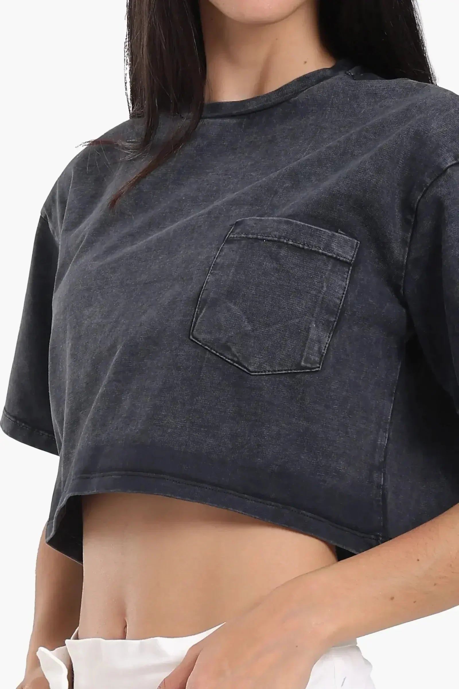 Carina - Relaxed Fit Cropped T-Shirt 3
