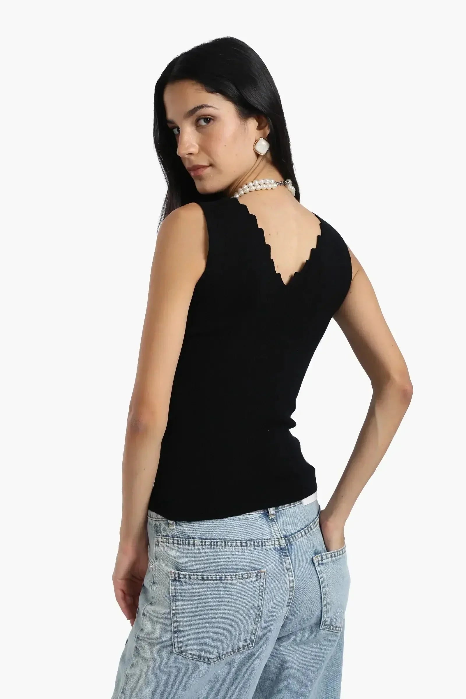 Carina - Seamless Zigzag V-Neck Top 11