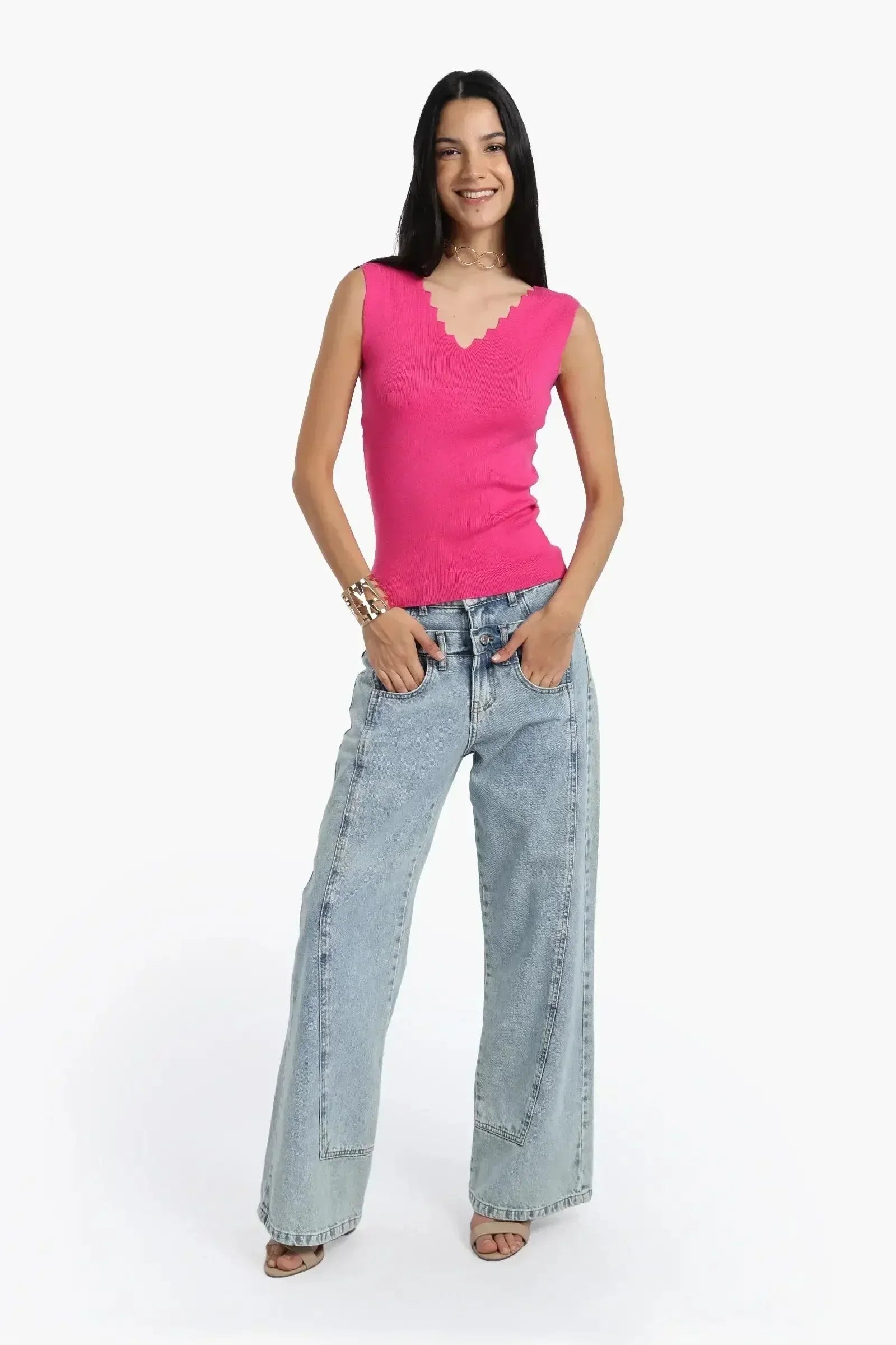 Carina - Seamless Zigzag V-Neck Top 22