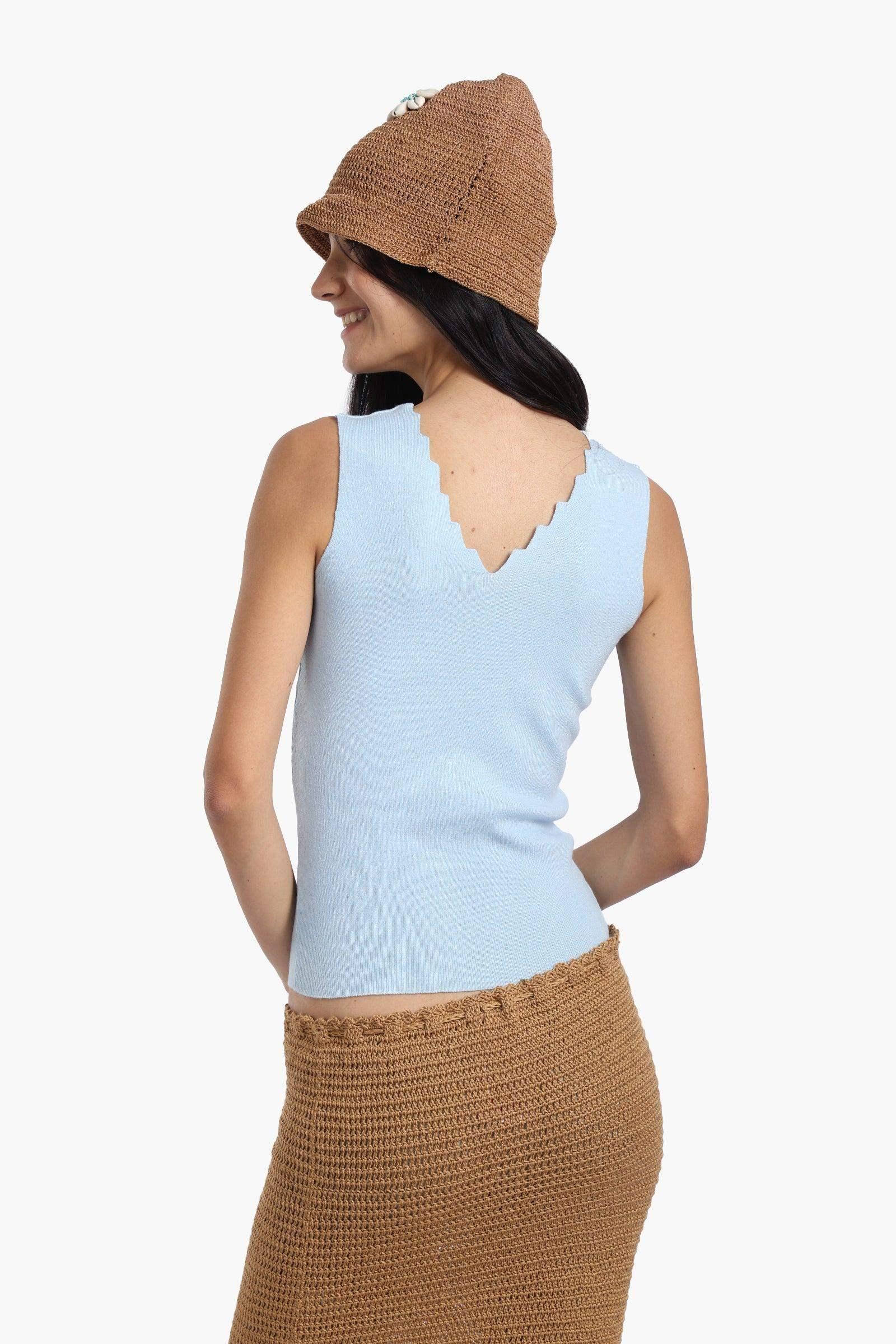 Carina - Seamless Zigzag V-Neck Top 9