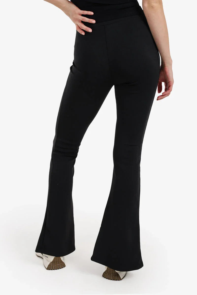 Carina - Split-Hem Flare Pants 4