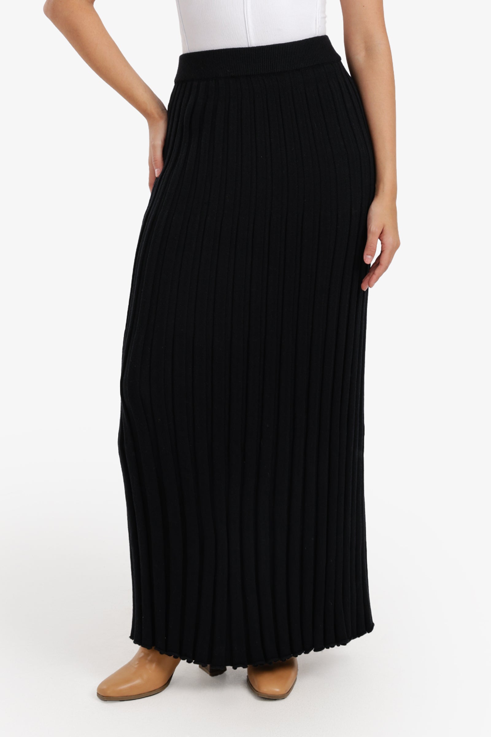 Ribbed Pencil Skirt - Clue - Babazzaro