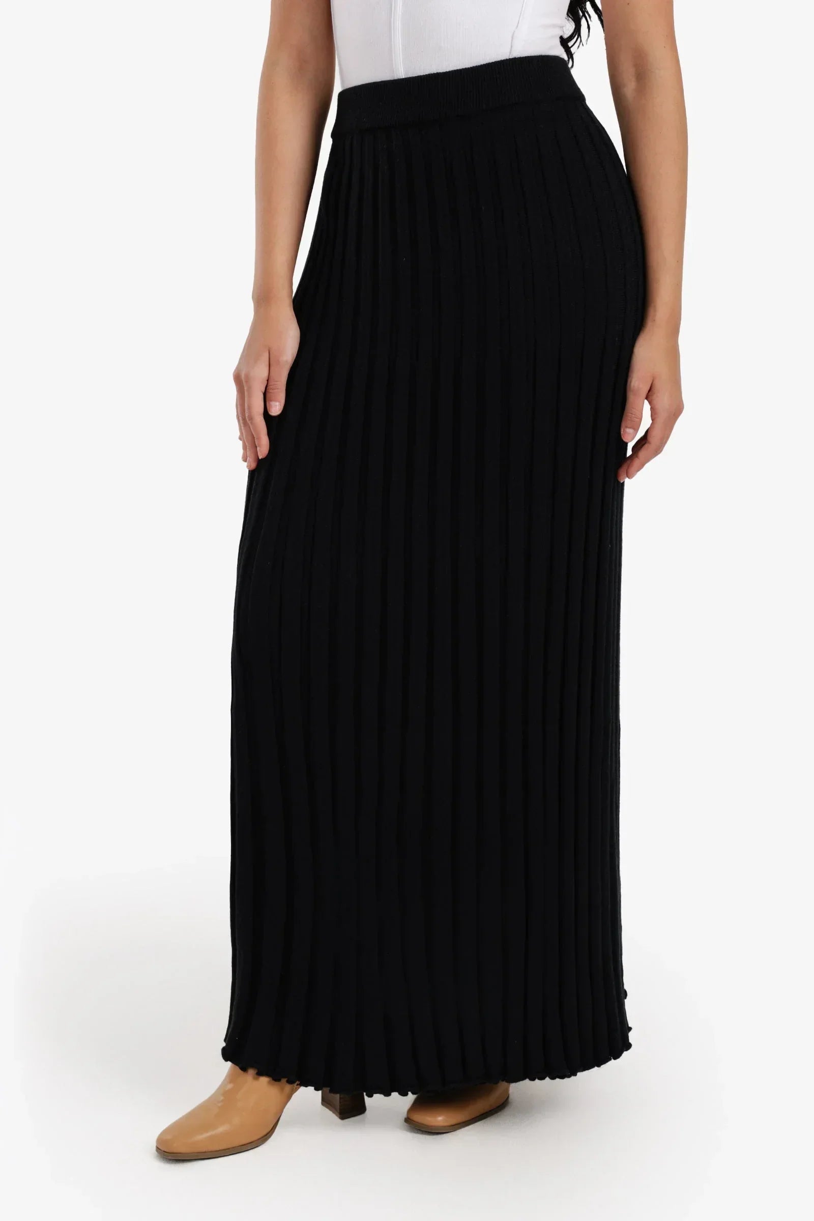Clue - Ribbed Pencil Skirt 2