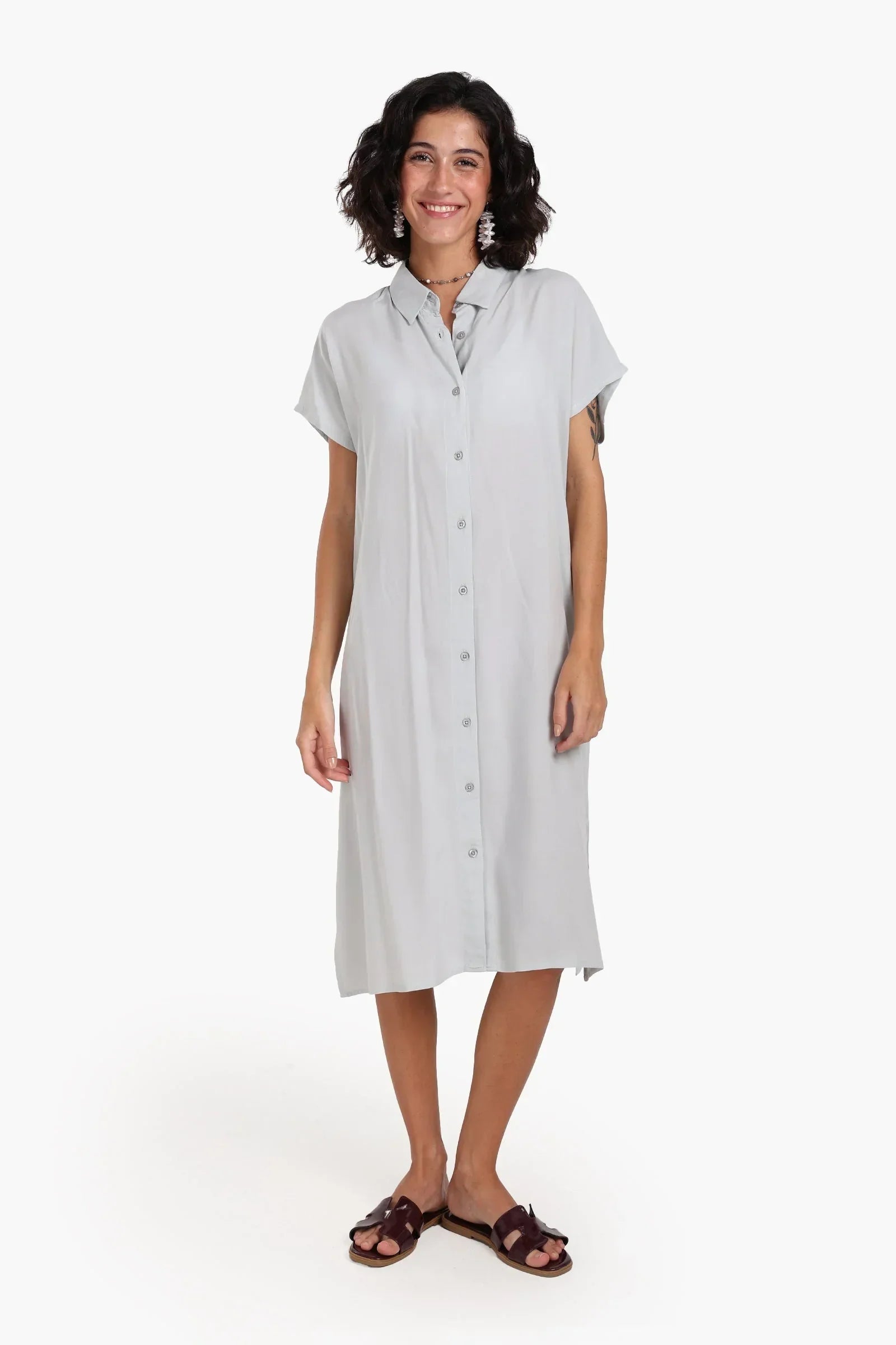 Clue - Short Sleeves Midi Dress 4