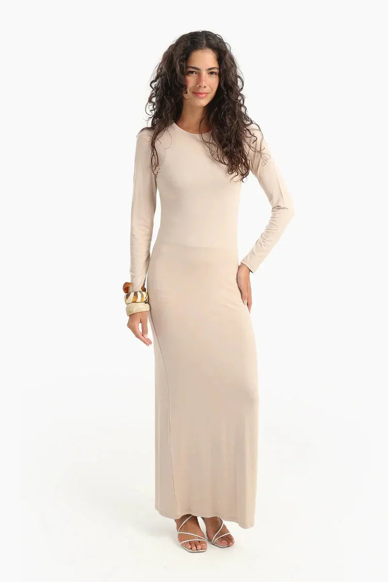 Carina - Slim Dress with Back Slit 3