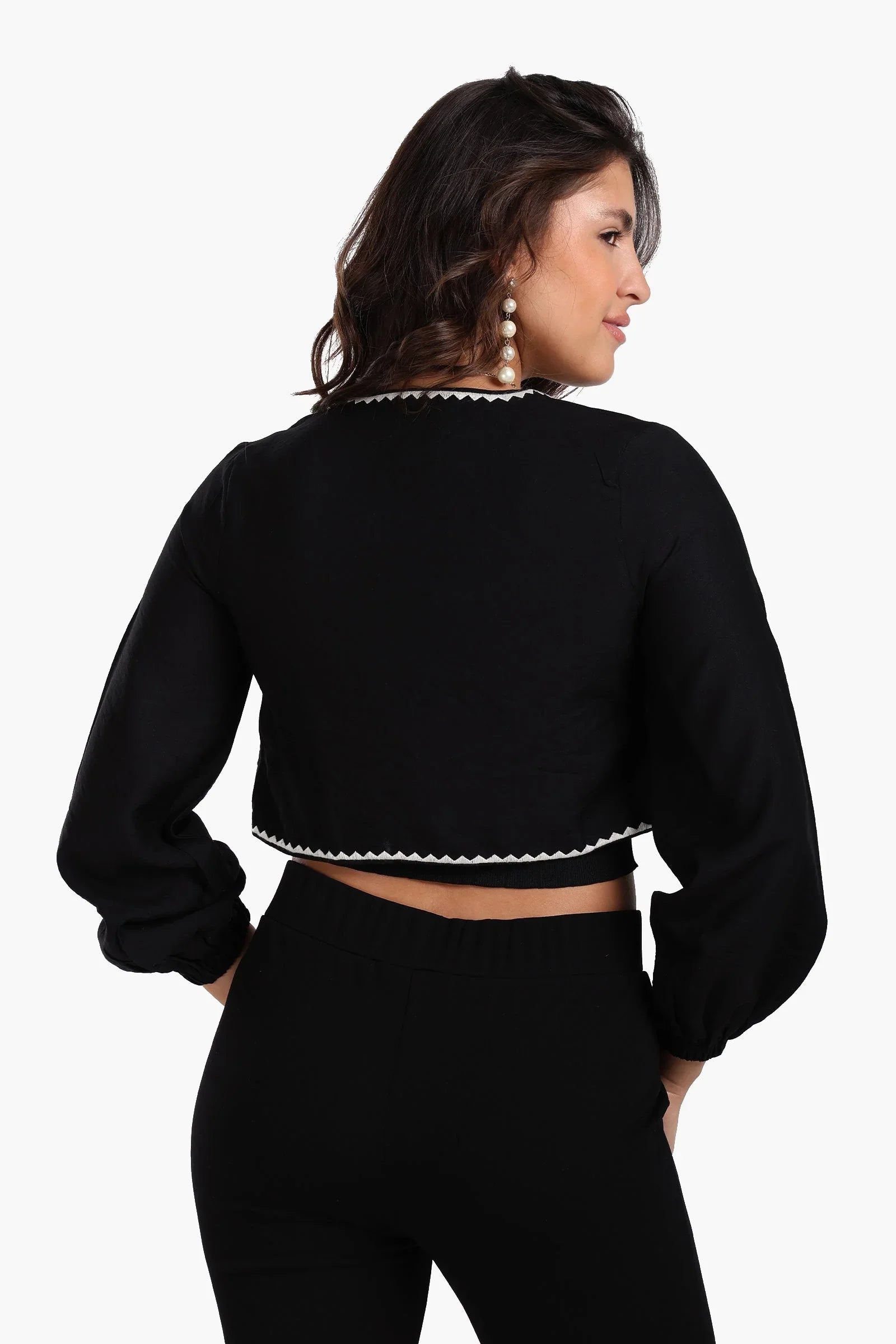 Clue - Embroidered Cropped Jacket 3
