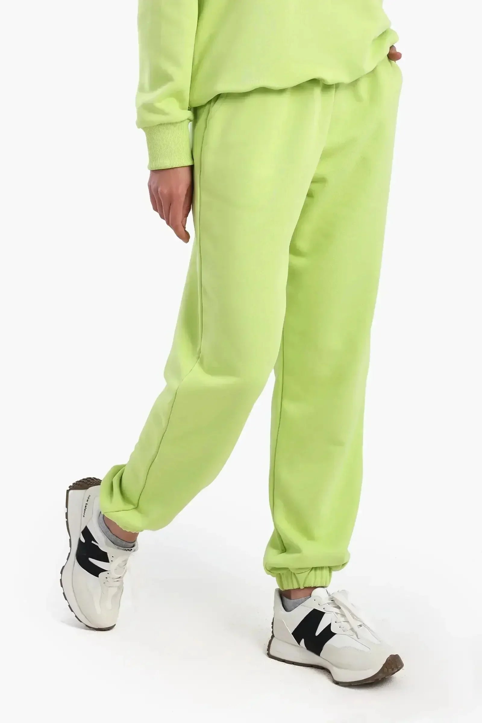 Carina - Pistache Milton Lounge Pants 2