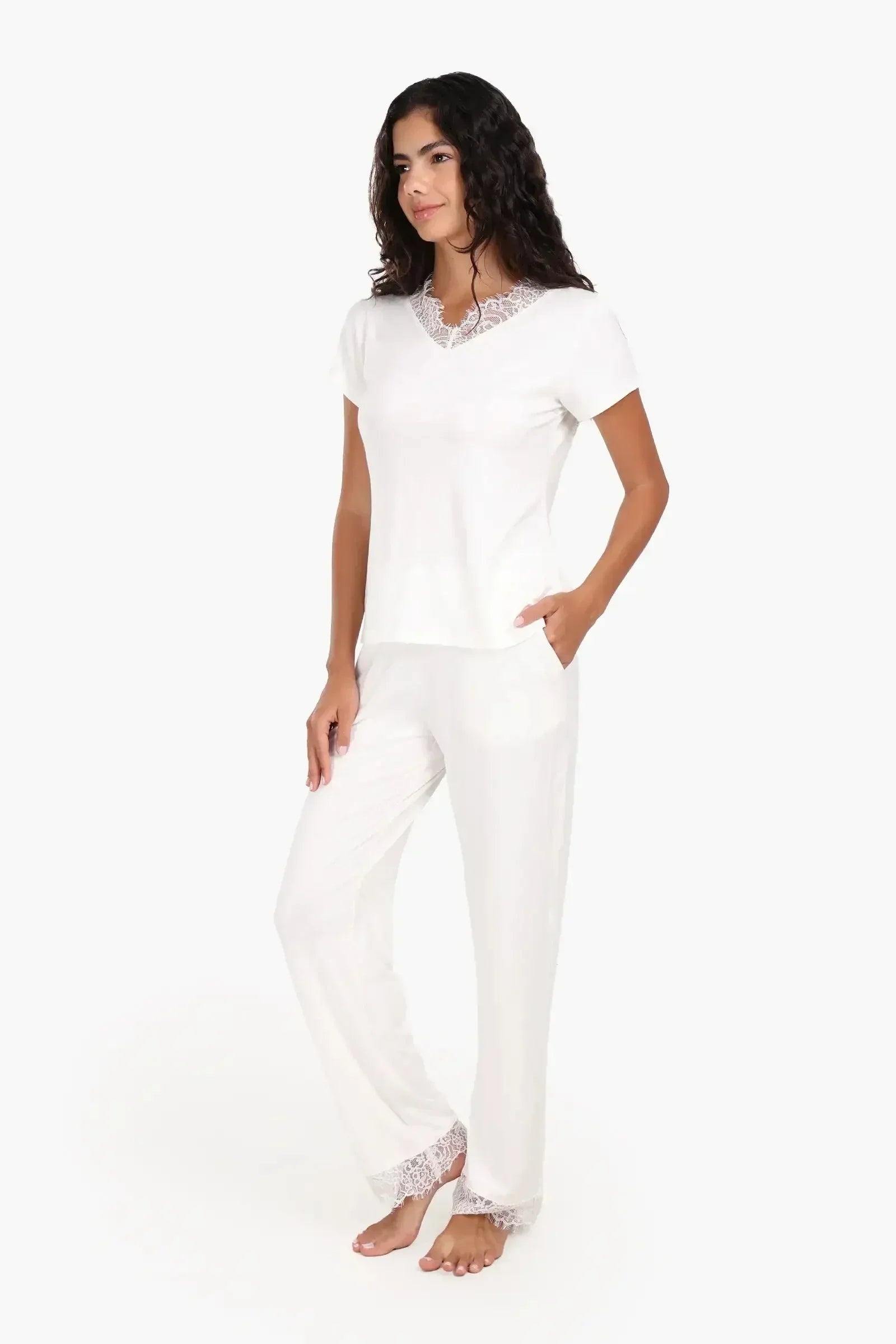 Carina - Pyjama Set with Lace Edges 30