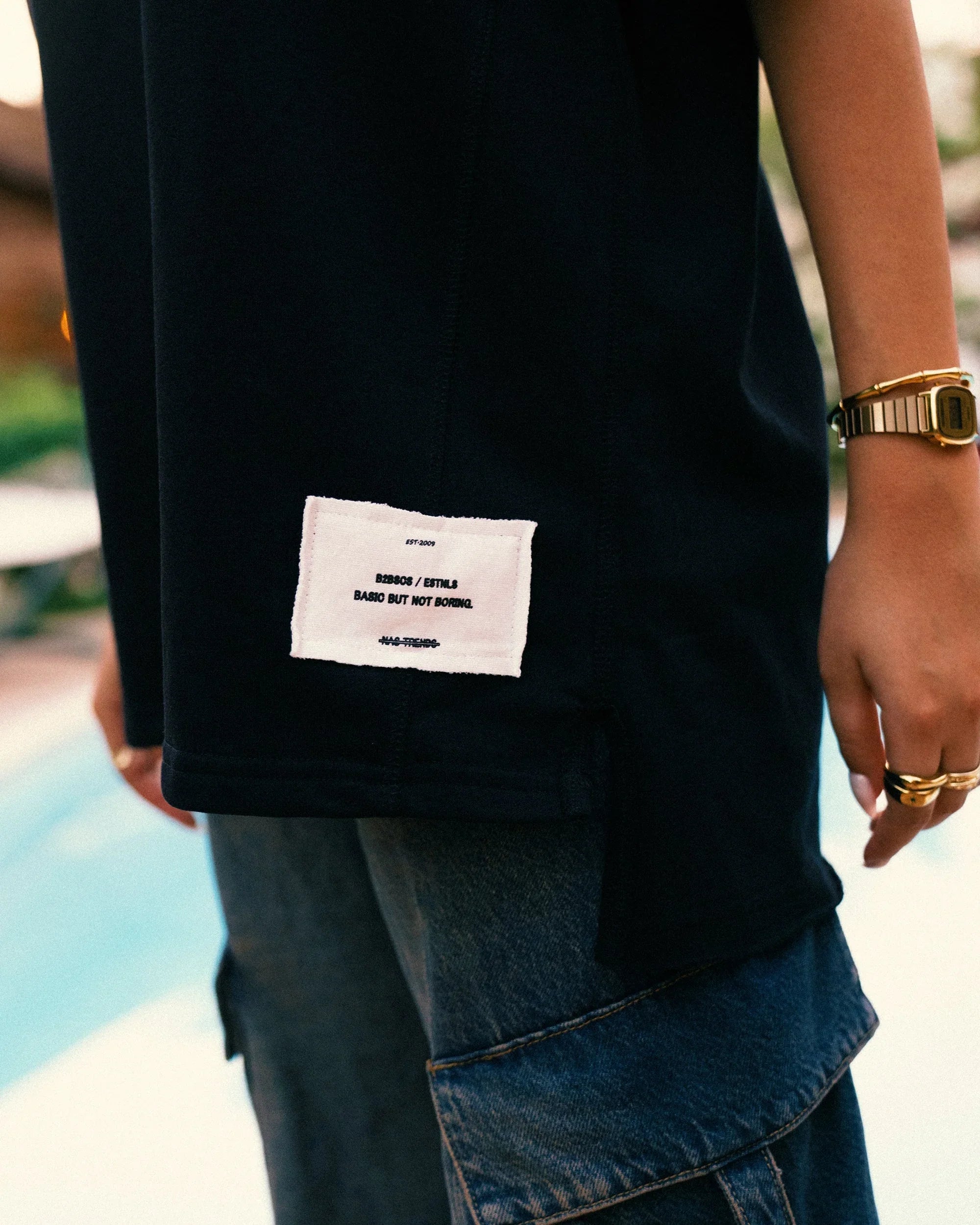 NAS Trends - Stitched Basic Unisex Oversized SS T-Shirt - Black 3