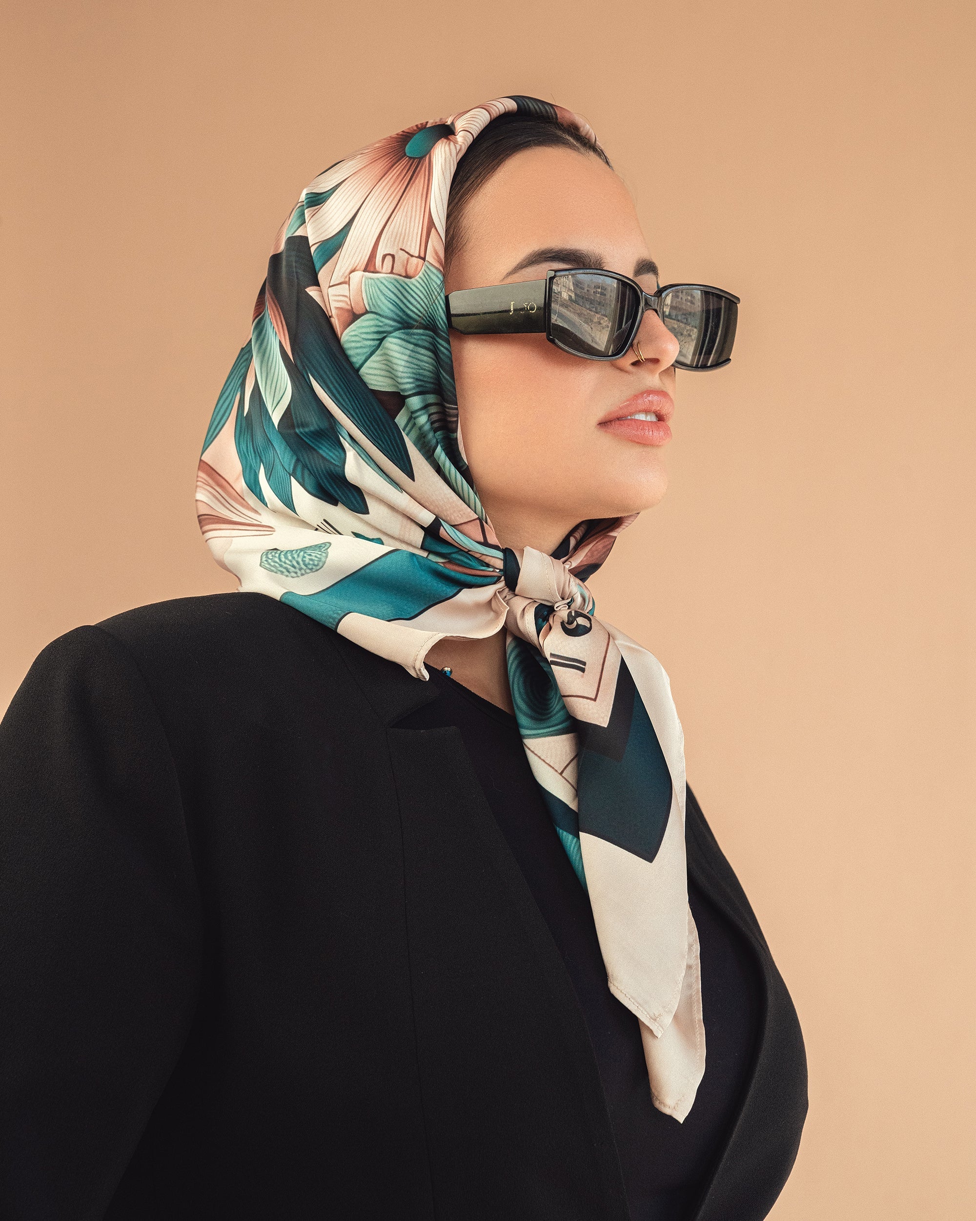 The Lotus Revelation Unisex Scarf W - NAS Trends 1