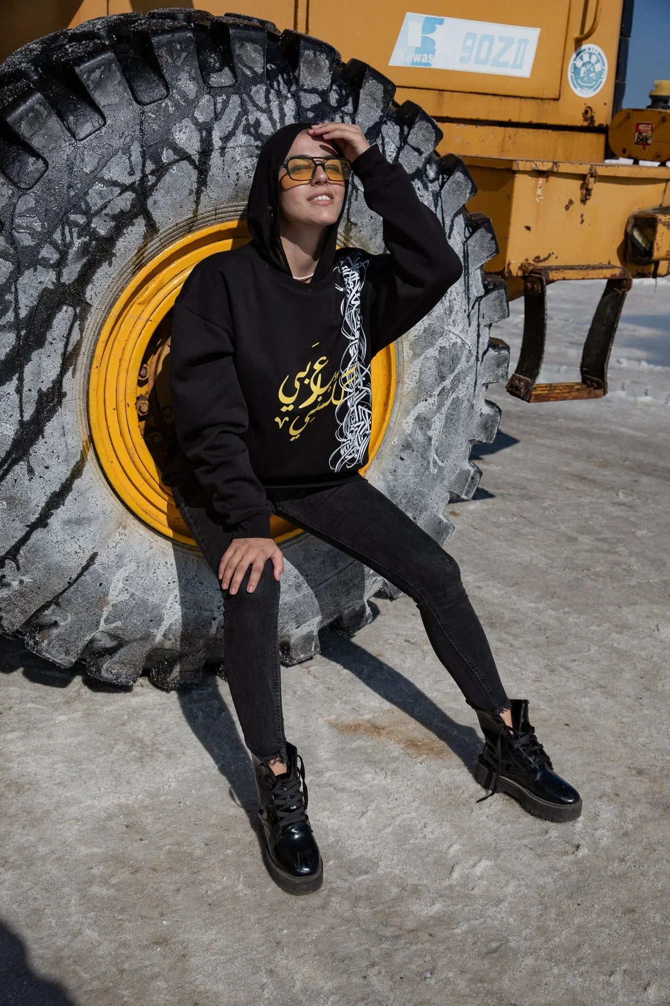 NAS Trends - Speak Arabic Unisex Oversized Crew-neck Sweatshirt - Black 5