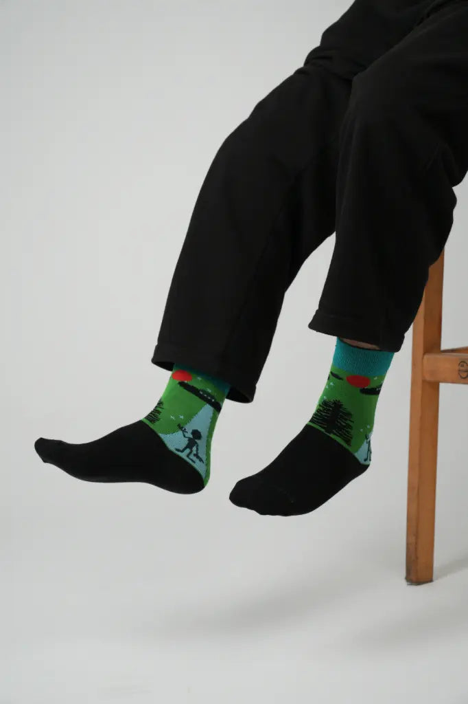 3 Feathers Aliens Design Cotton Long Socks Free Size Fits 38 - 44 for Unisex