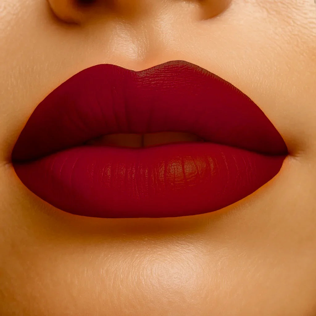 Essentials - Lip Paint - Redwood shade 15 2