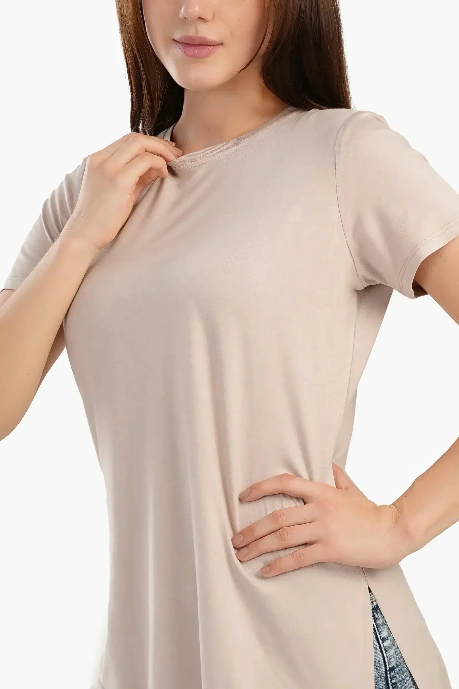Carina - Chic Viscose Half-Sleeve Top 3