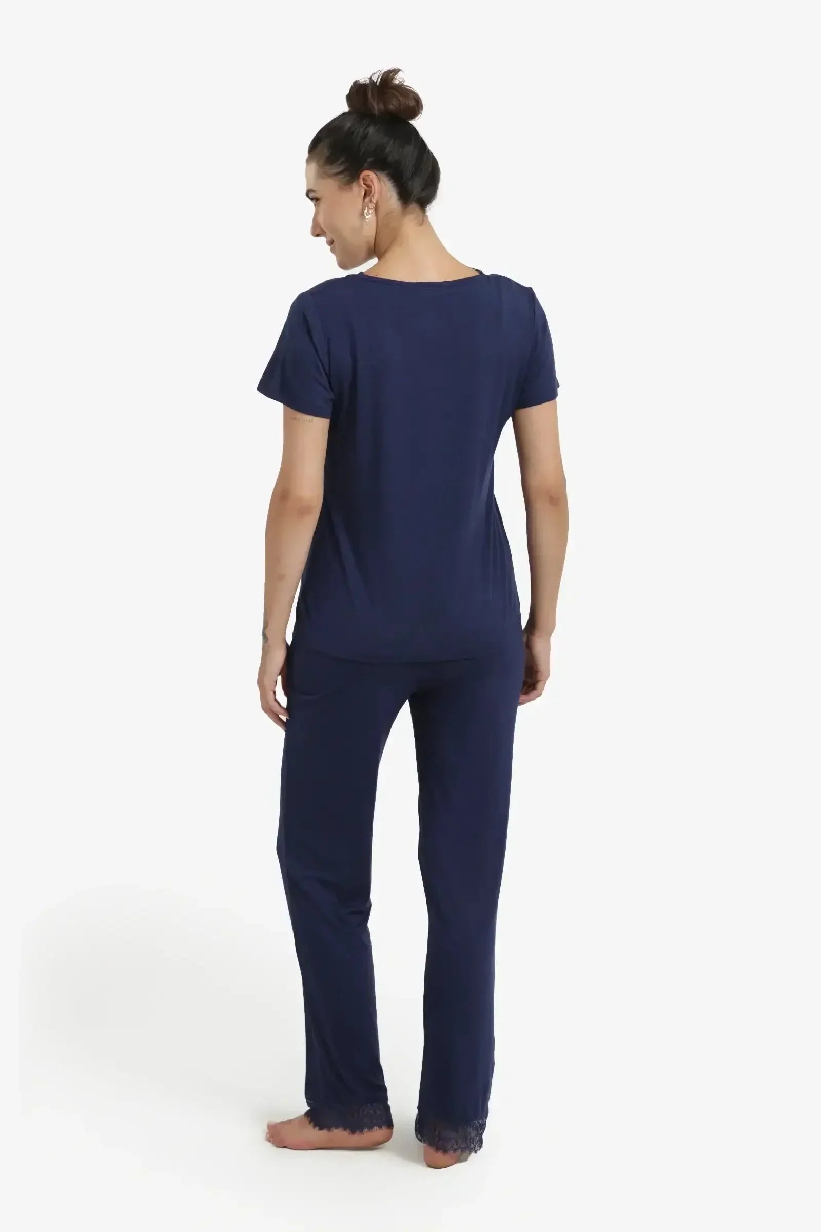 Carina - Pyjama Set with Lace Edges 11