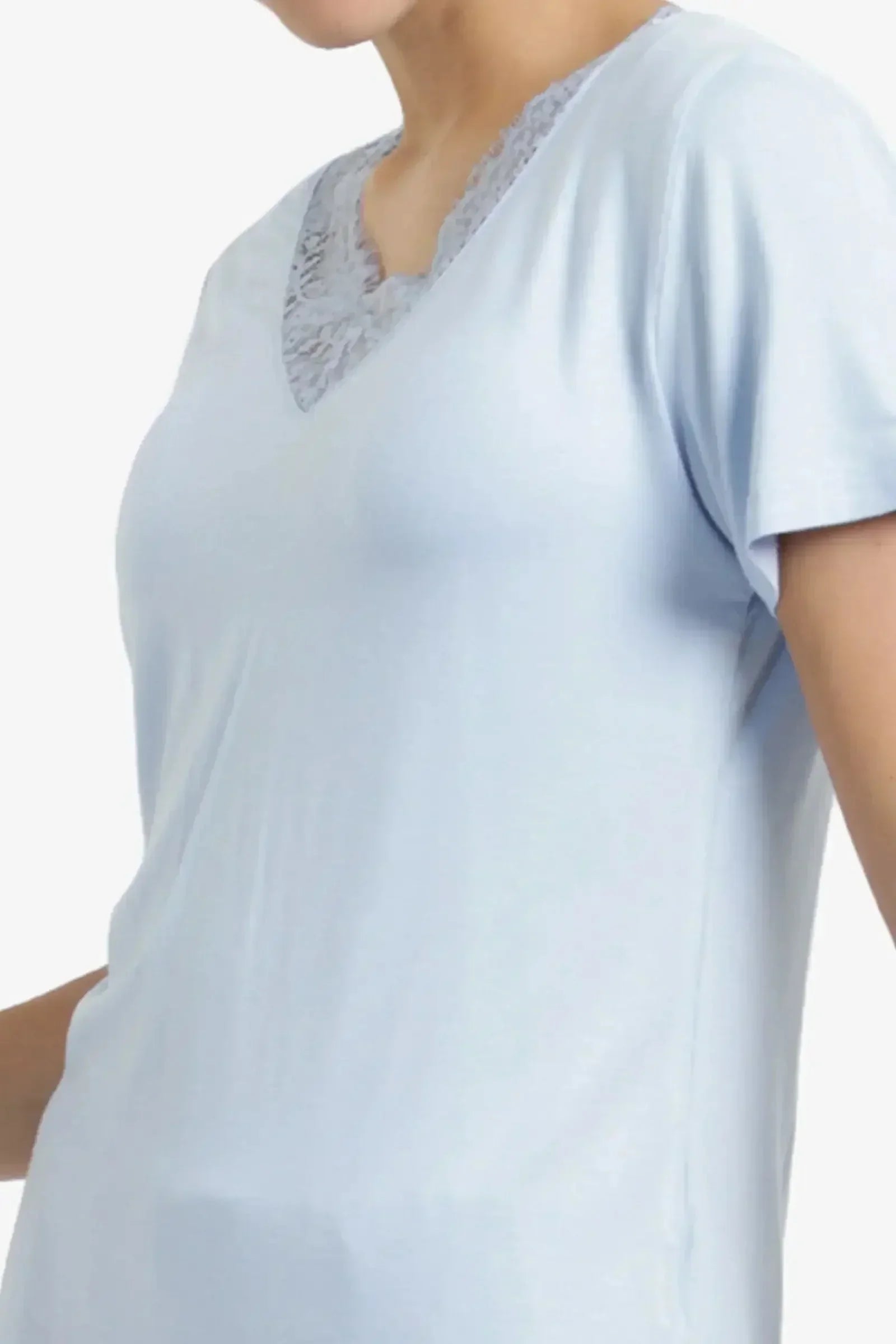 Carina - Pyjama Set with Lace Edges 16