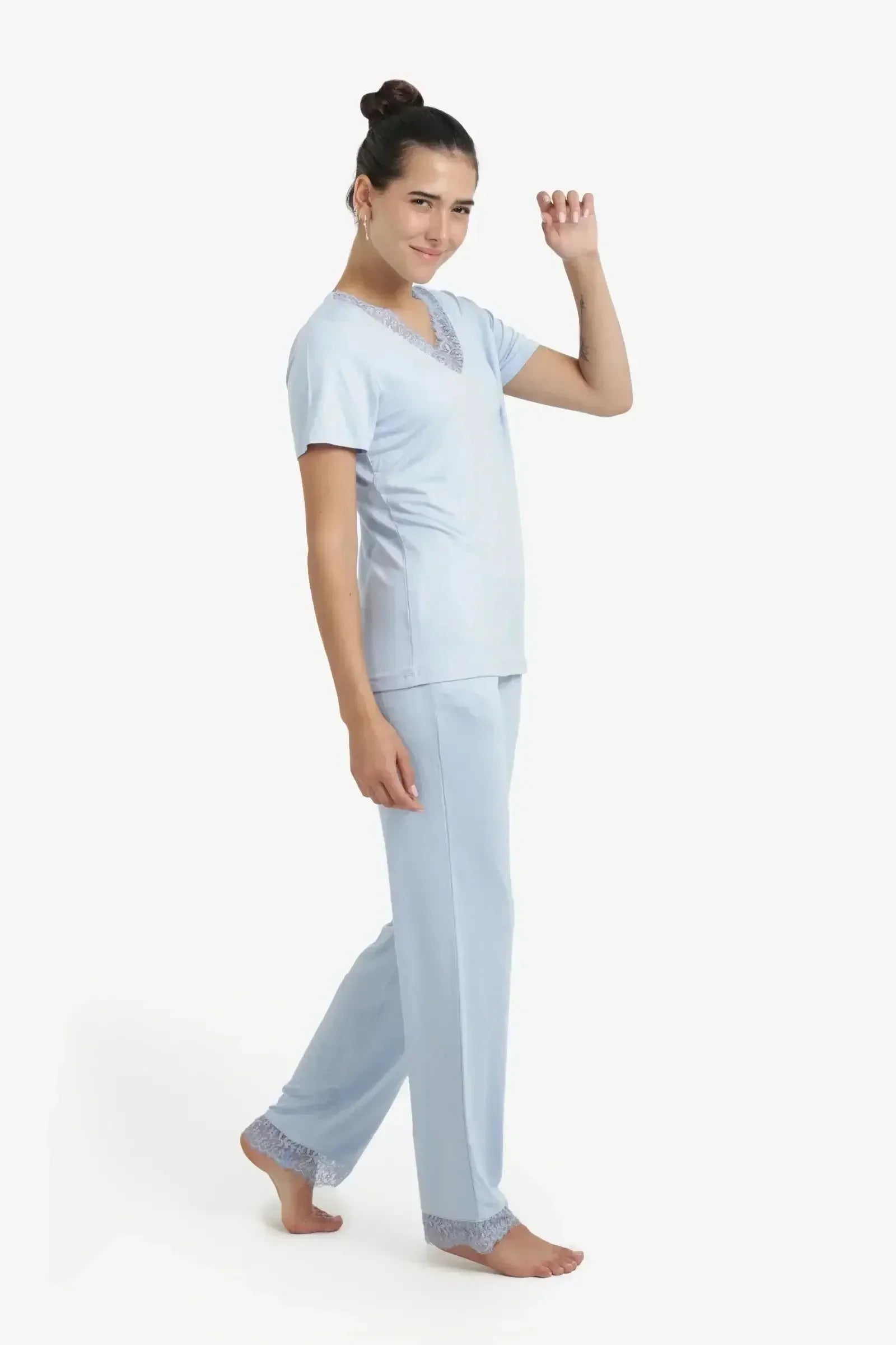 Carina - Pyjama Set with Lace Edges 21