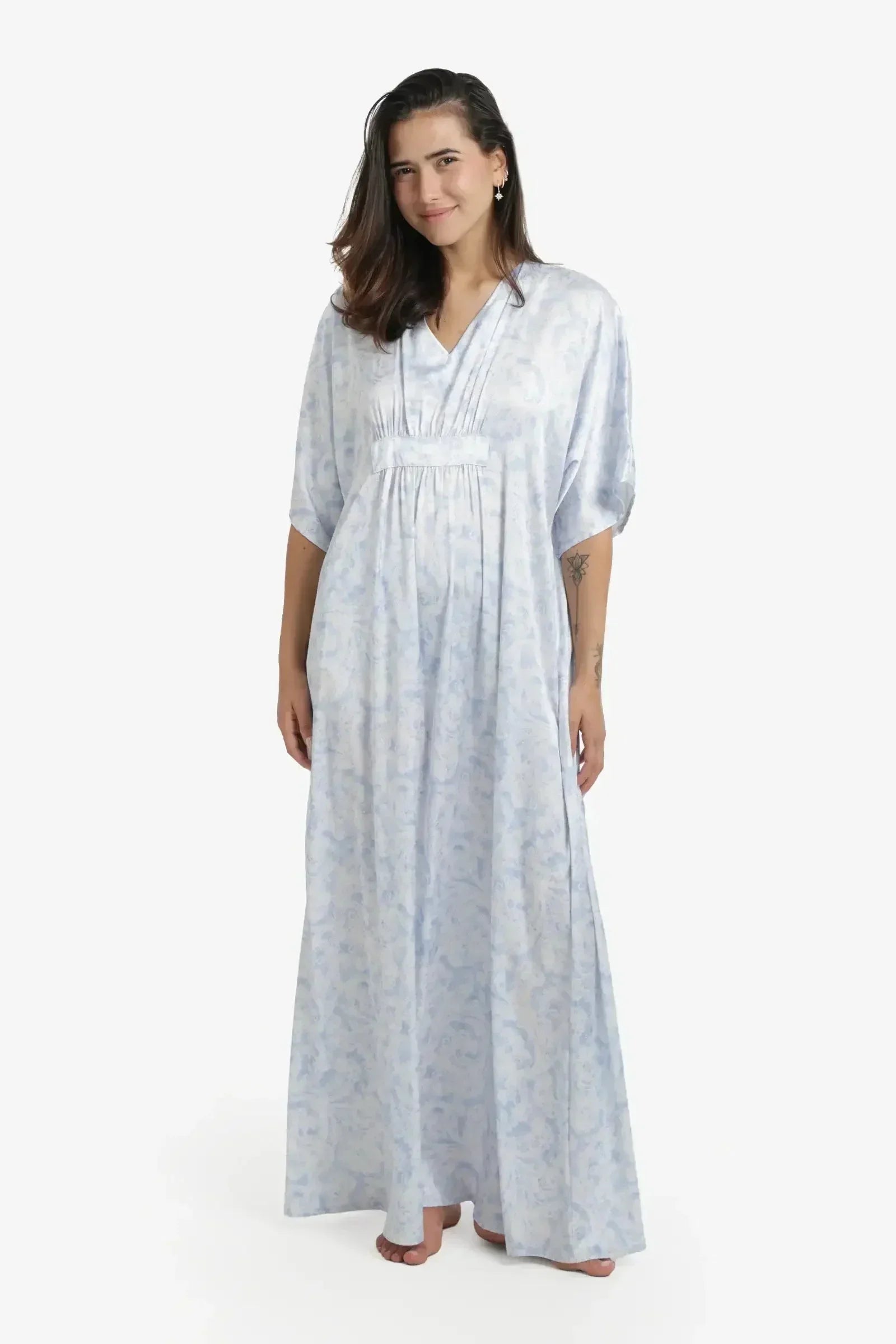 Carina - V-Neck Nightgown 1