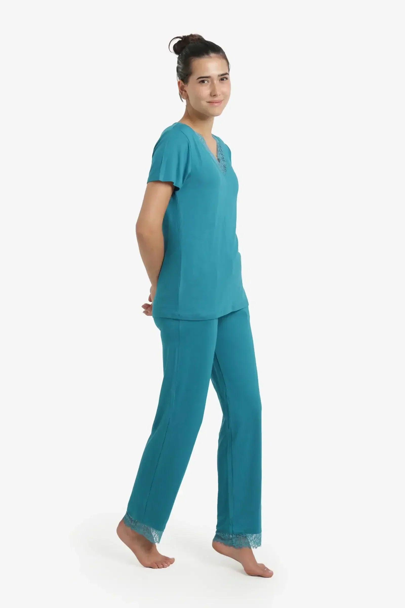 Carina - Pyjama Set with Lace Edges 23