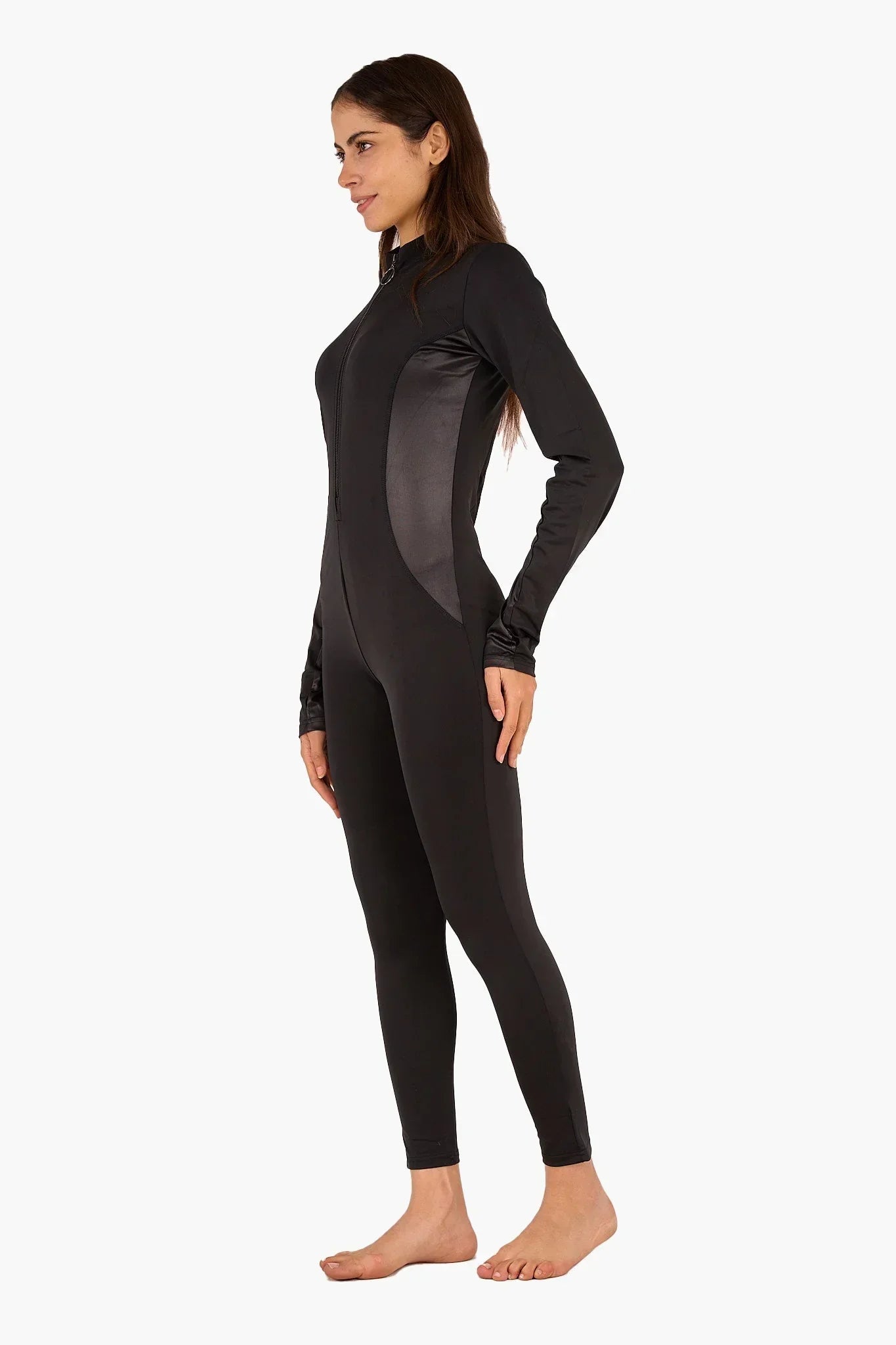 Clue - Black Diving Suit 2