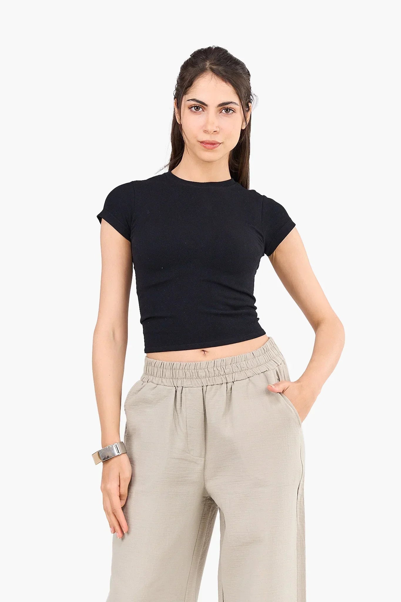 Clue - Slim Fit Crew Neck Top 8