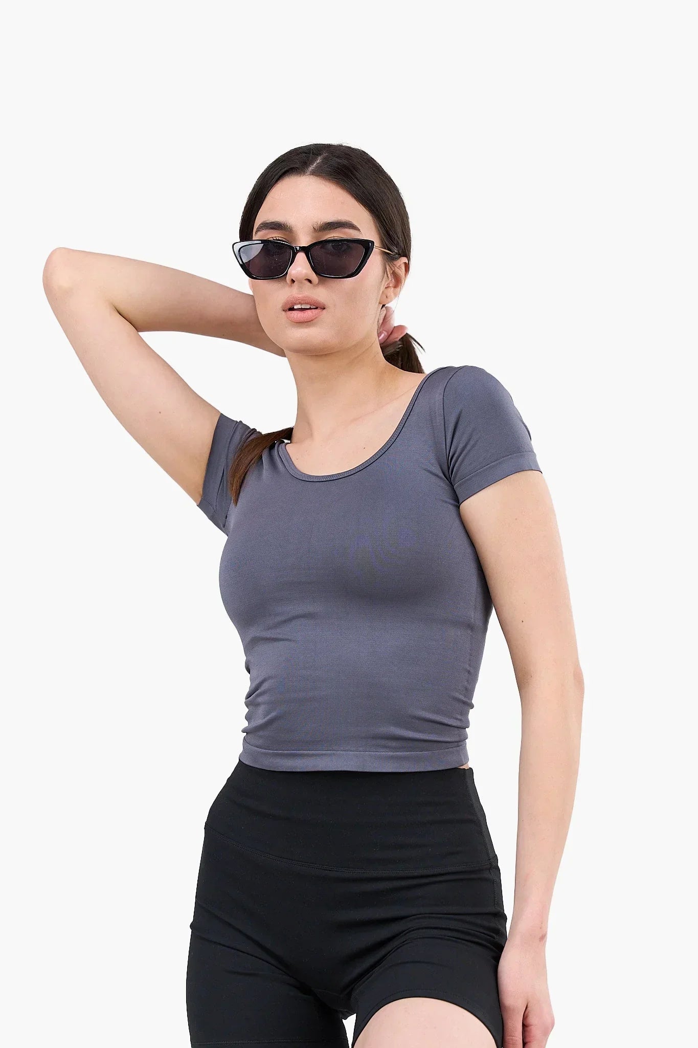 Clue - Round Neck Cropped Top 8