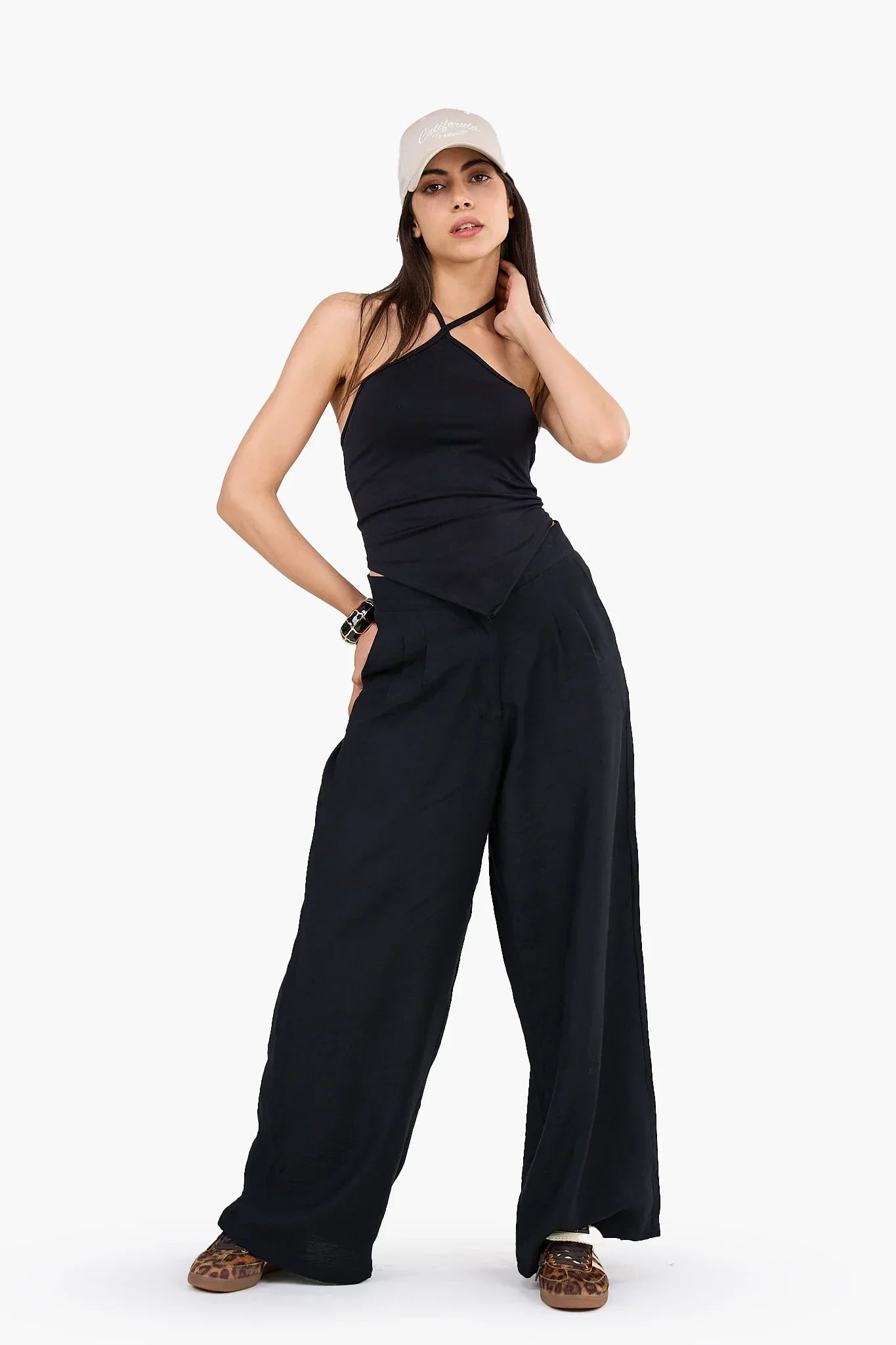 Backless Halter Neck Top - Clue 8