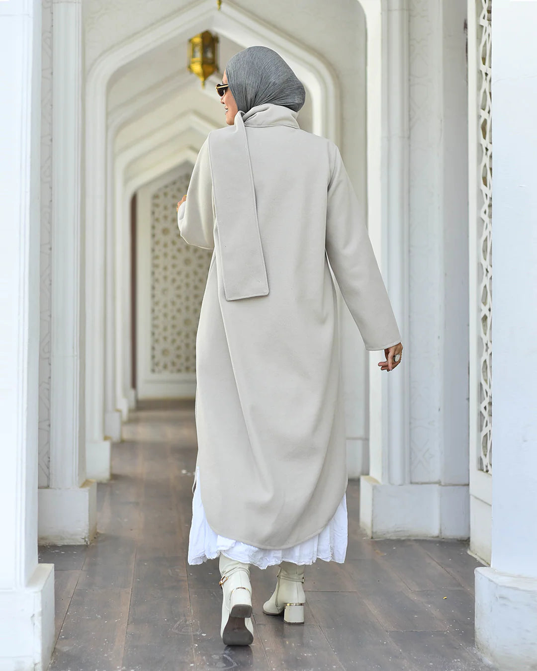 Queenza - Ivory Flow Chemise 2