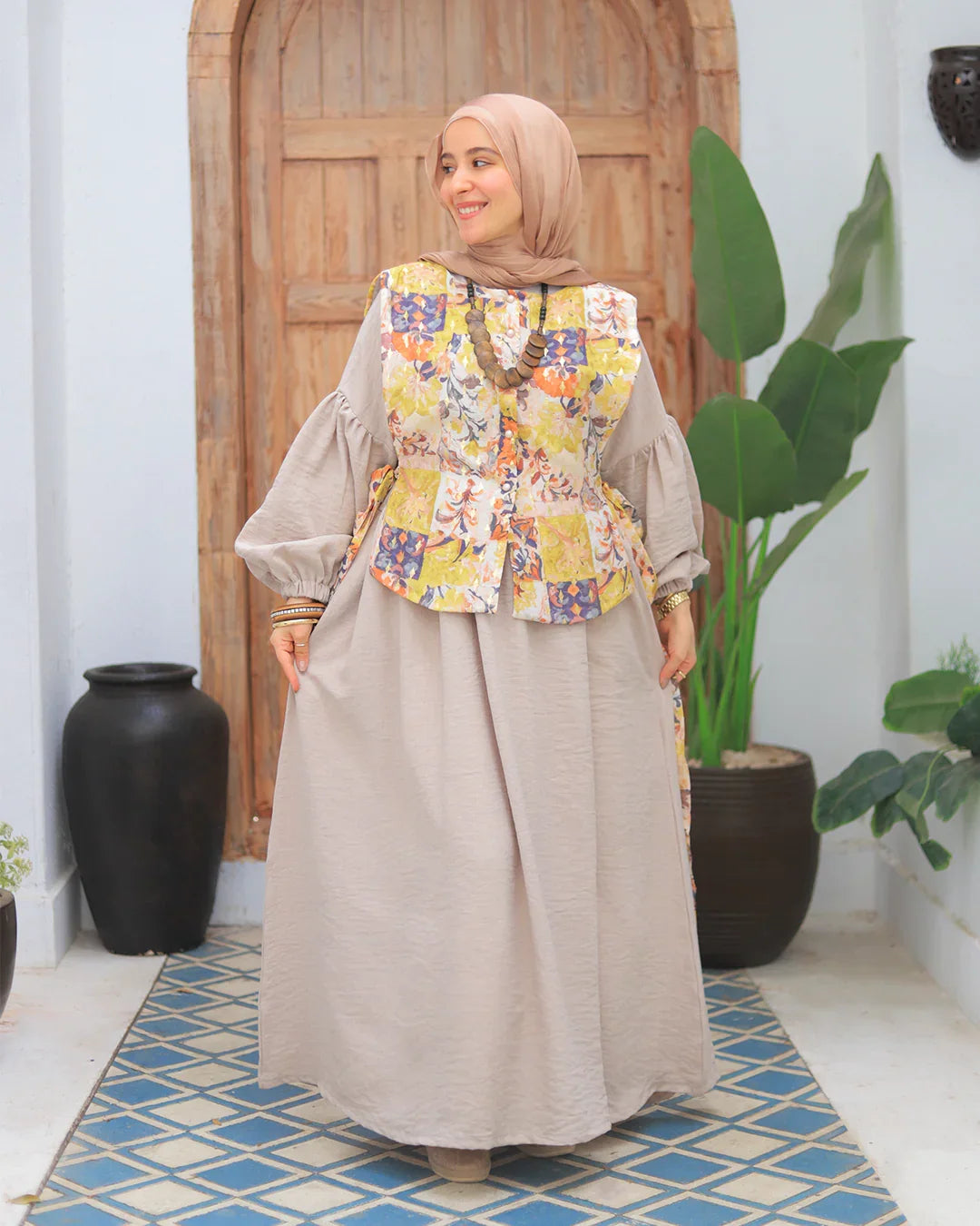 Reqqa - رِقّة - Queenza 14
