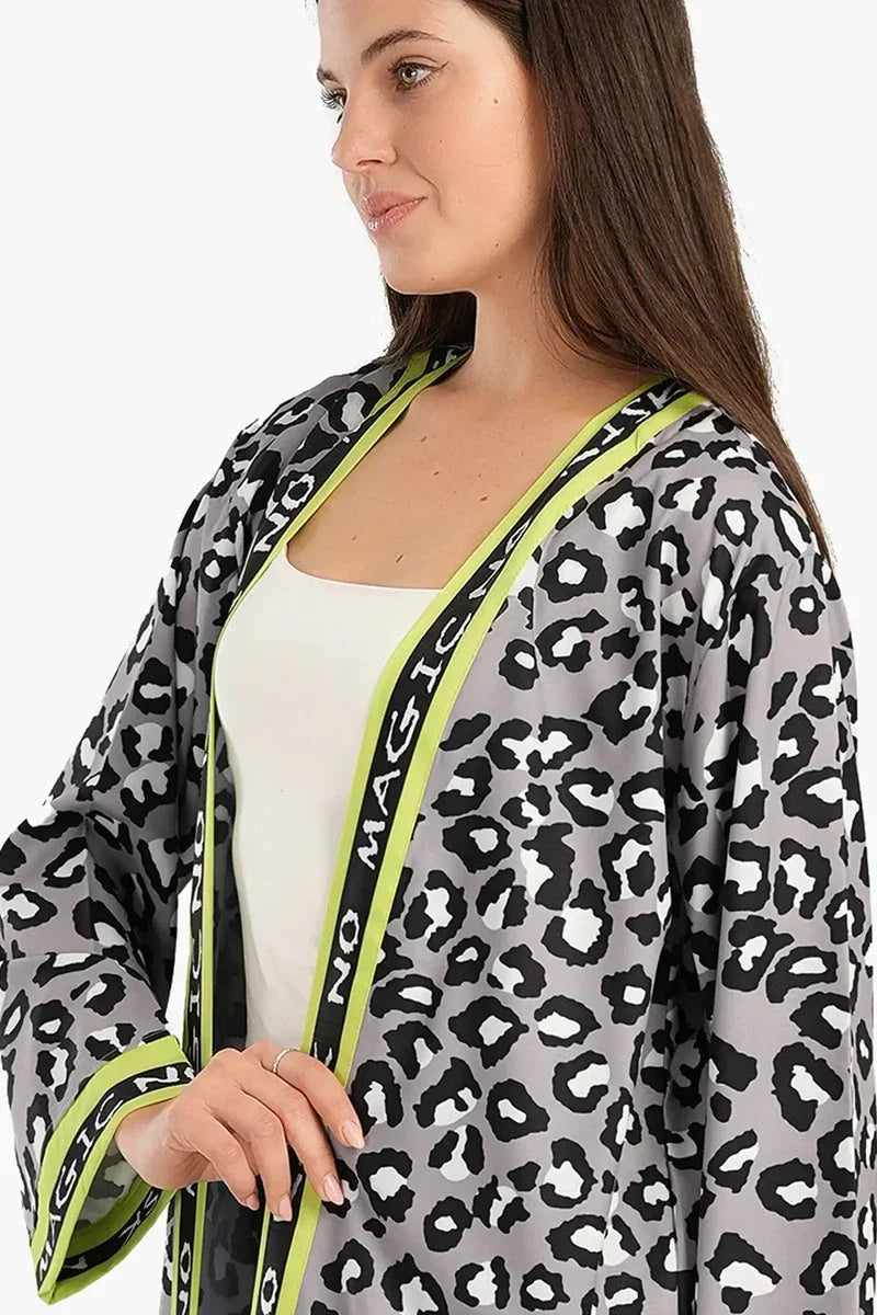 "No Risk No Magic" Kimono - Carina 5