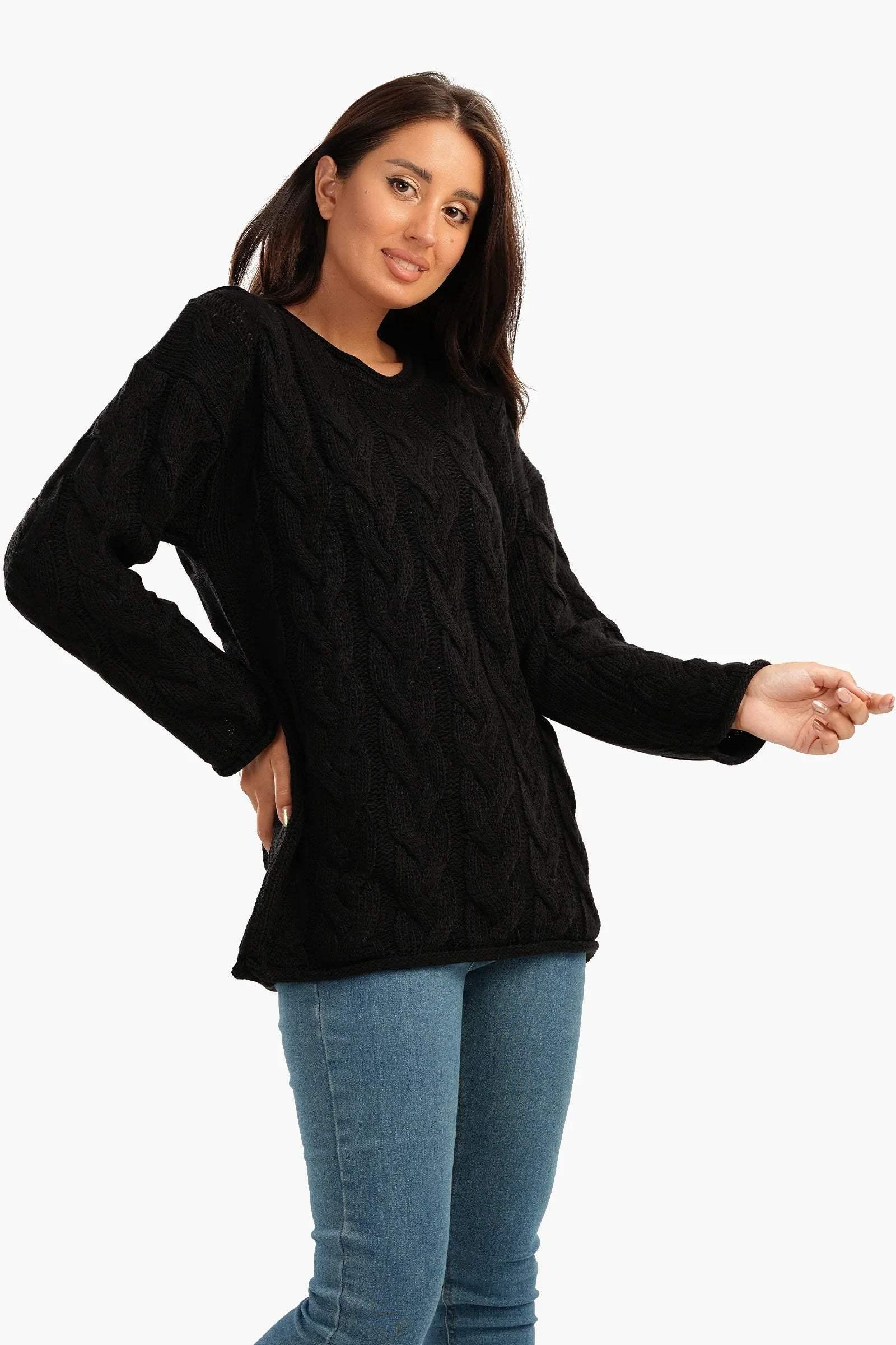 Carina - Cable Knitted Round Neck Pullover 1