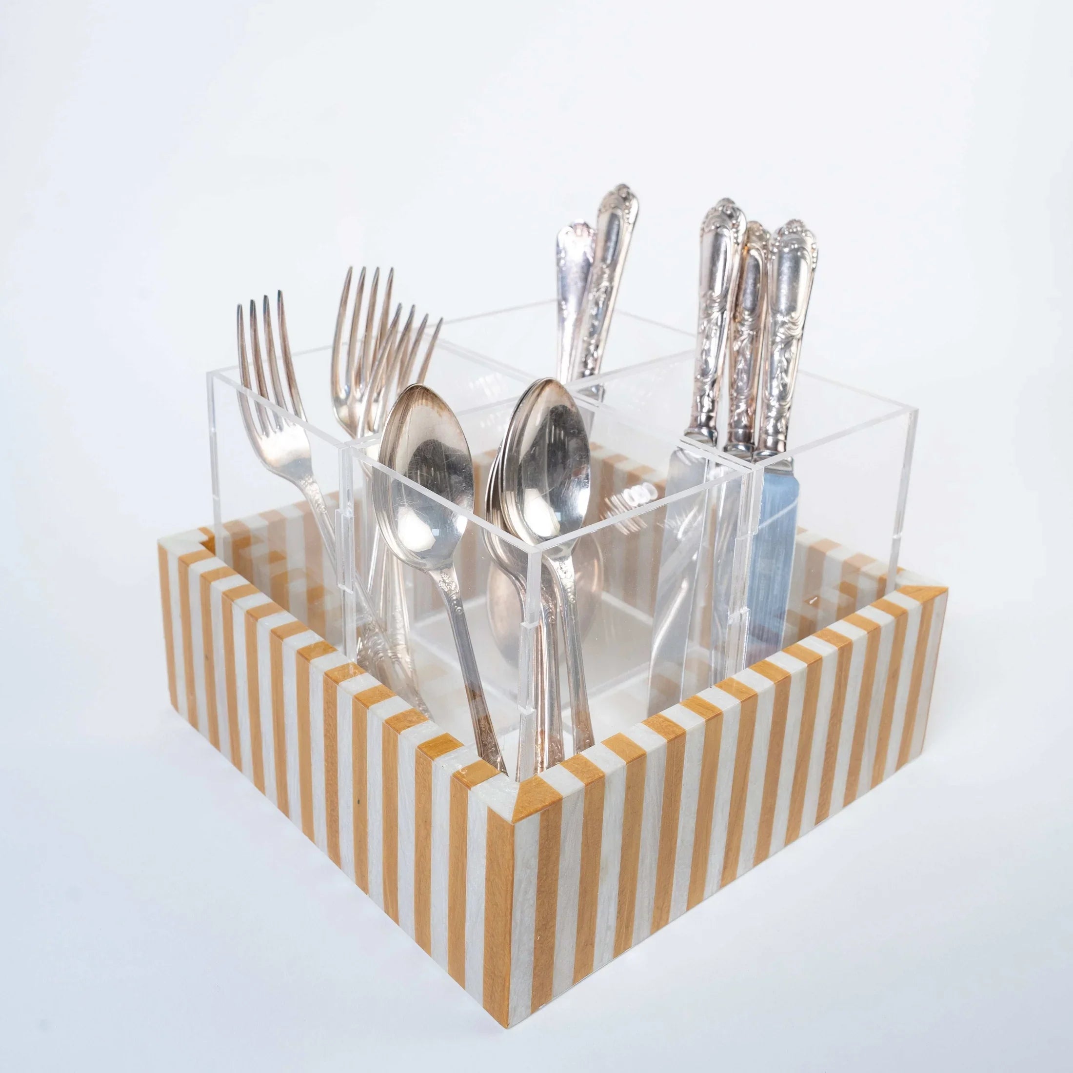 Lavender- Pearl Luxe Cutlery Holder 1