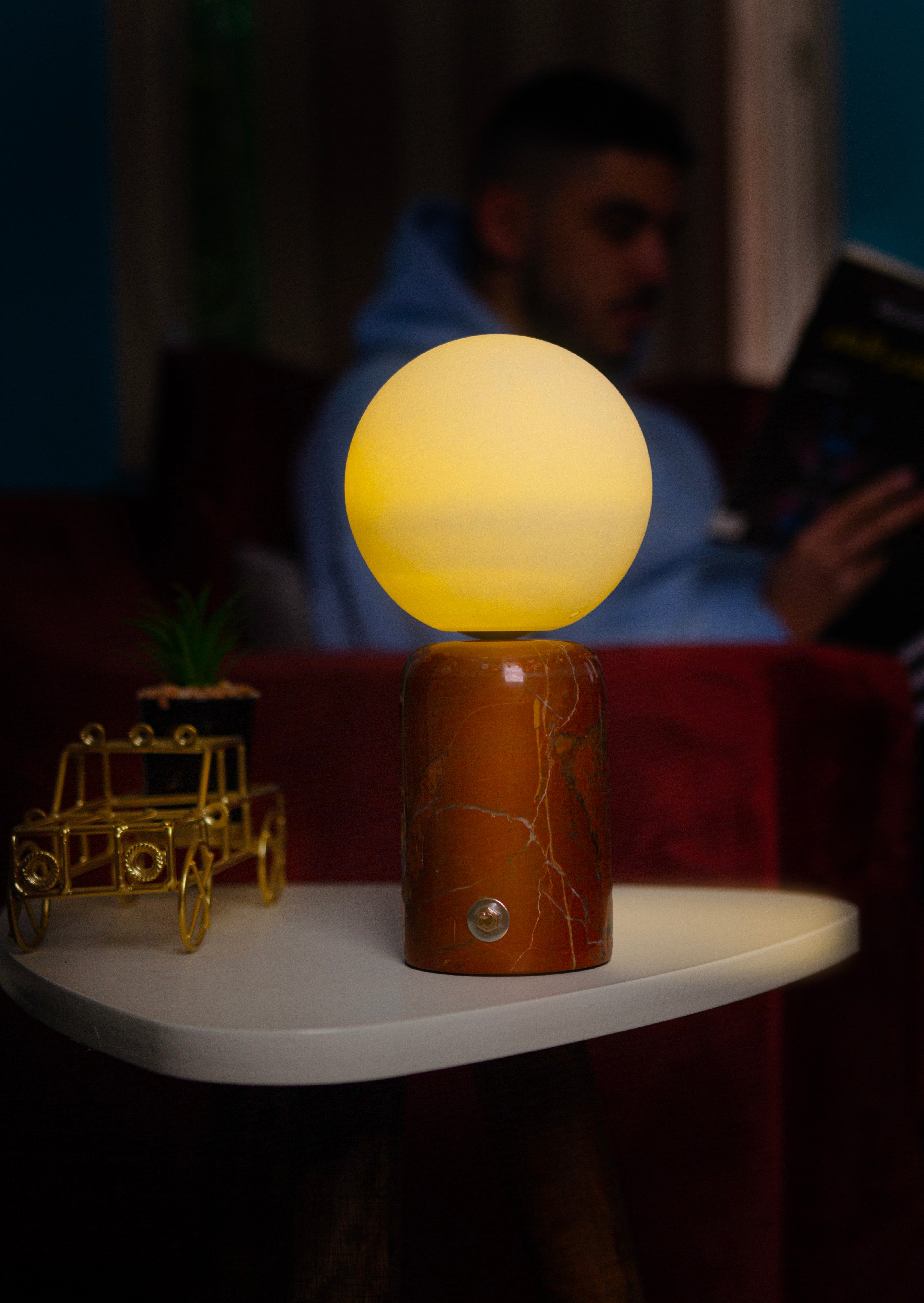 Egyvolt - The Nuuk Table Lamp | Carrara | Cordless - Rechargable 3