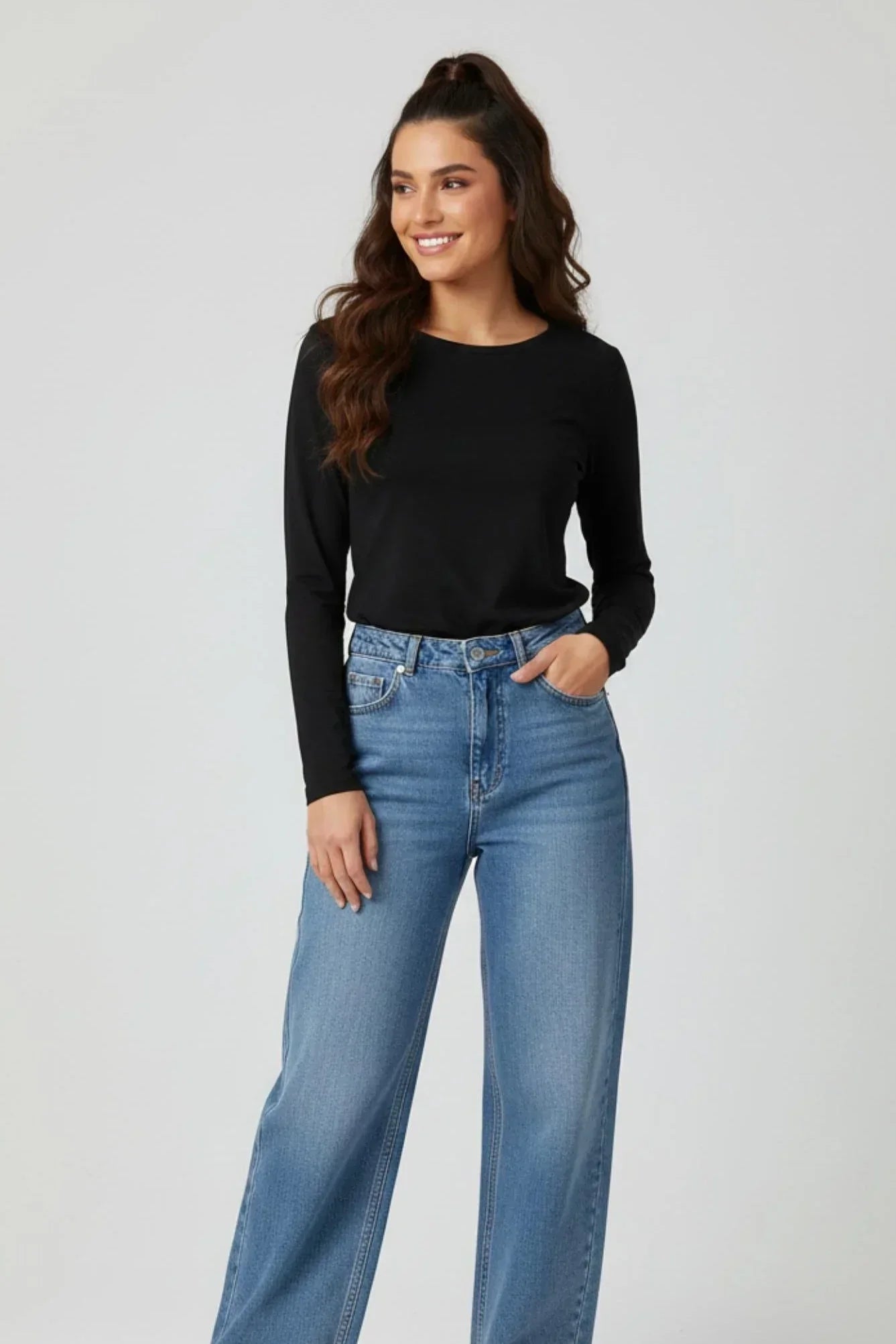 Clue - Long Sleeves Basic Top 1