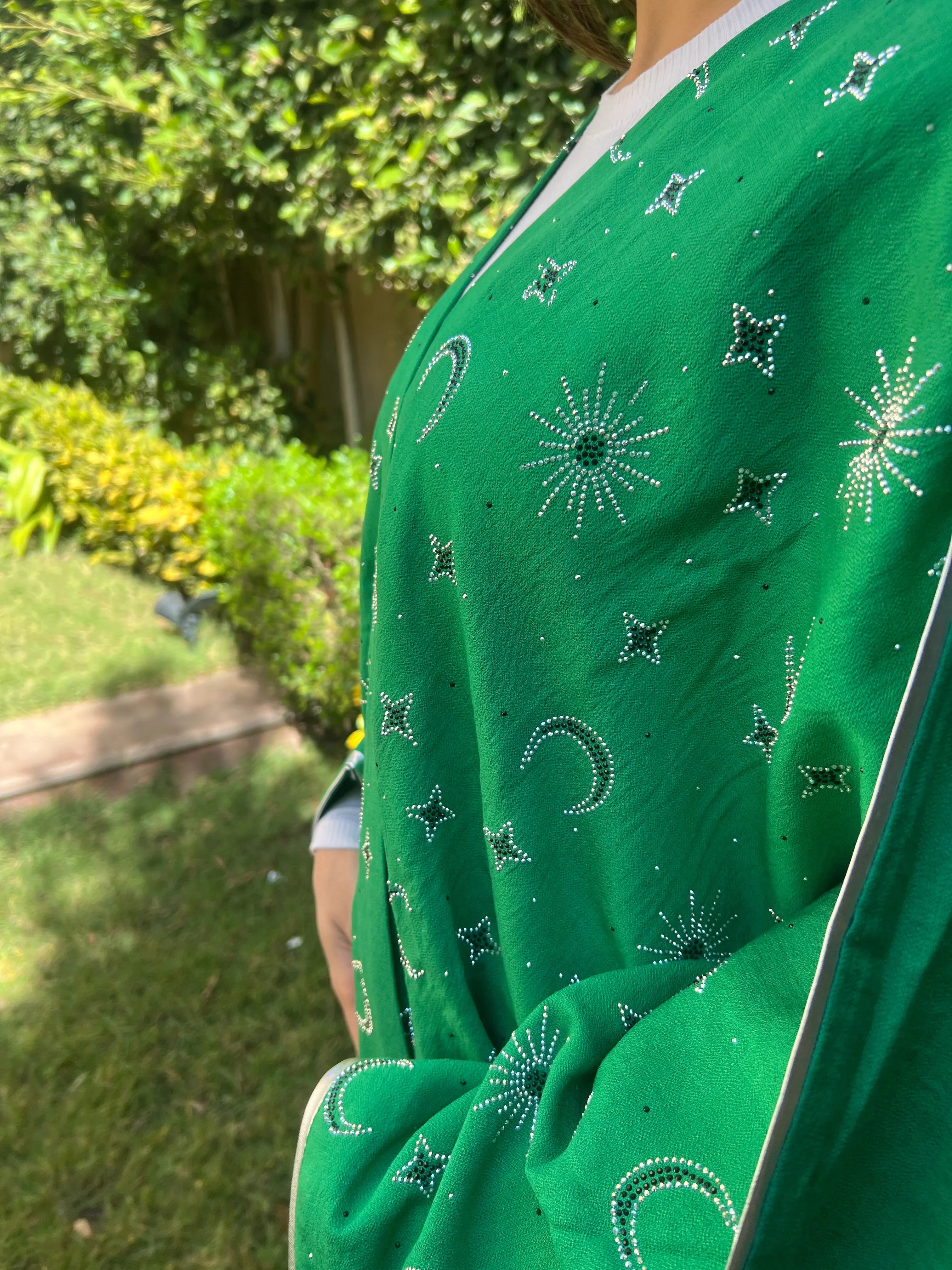 Urbantique - Green Kaftan with Crescent & Star Strass 2