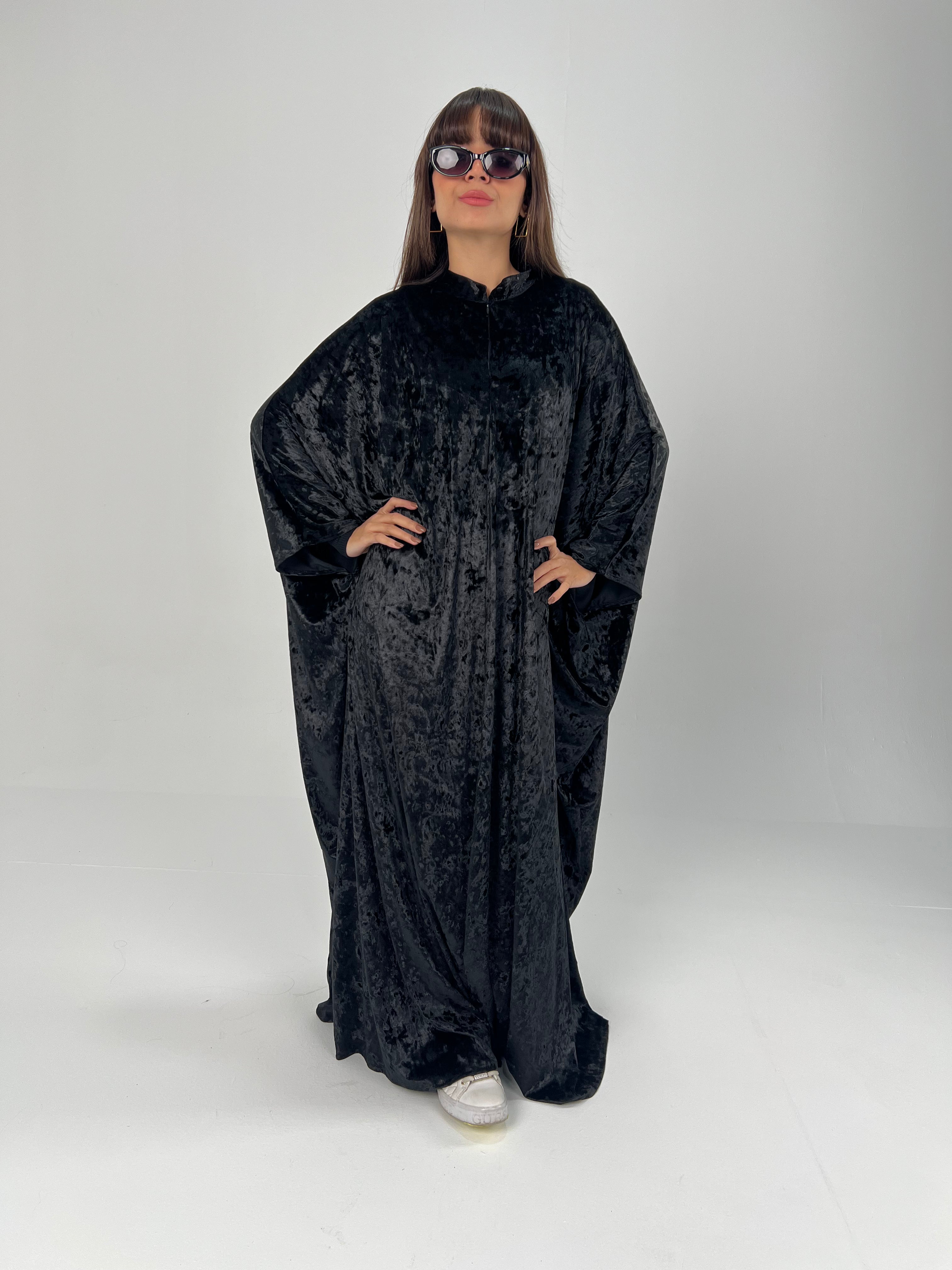Urbantique - Black Velvet Abaya 1