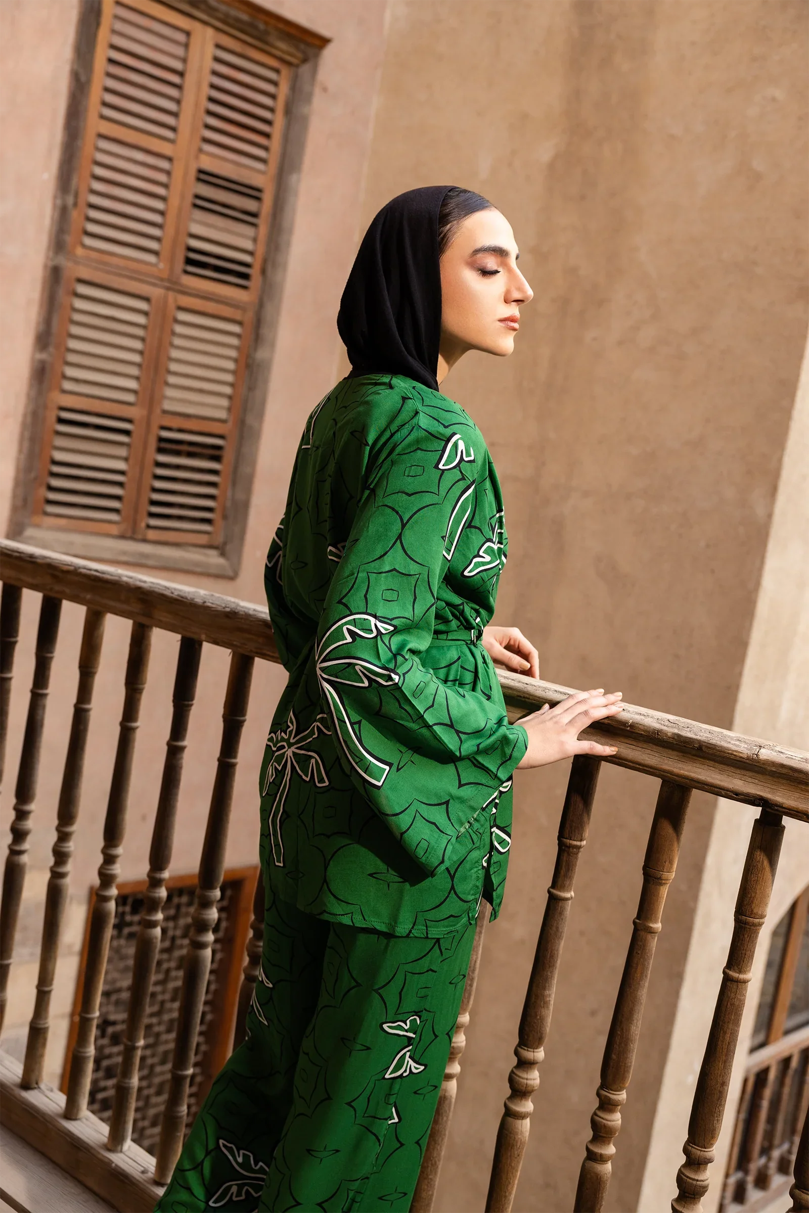 Clue - Palm Printed Green Kimono 1