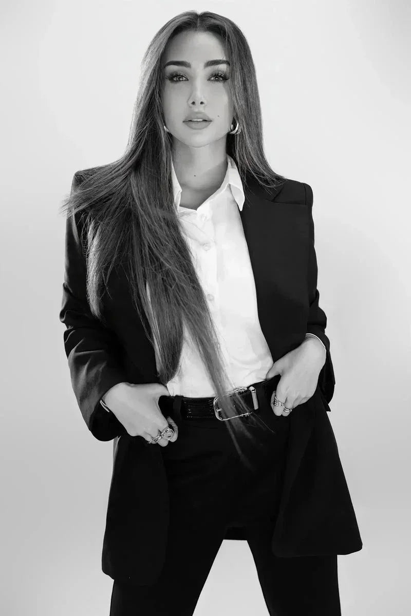 Stylish Black Blazer - Carina 1