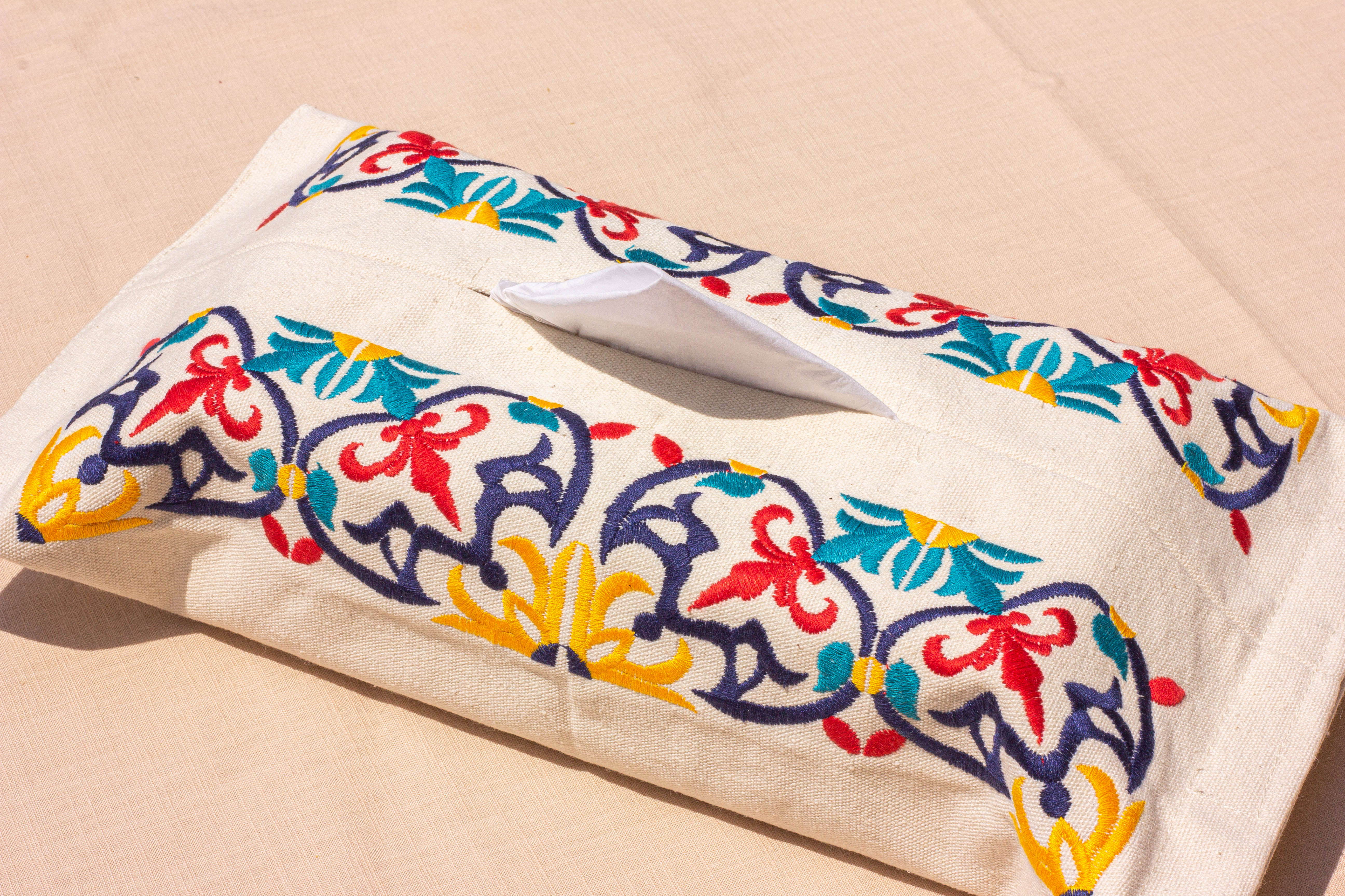 Floral Tiles Tissue Box Cover - Ticas 1