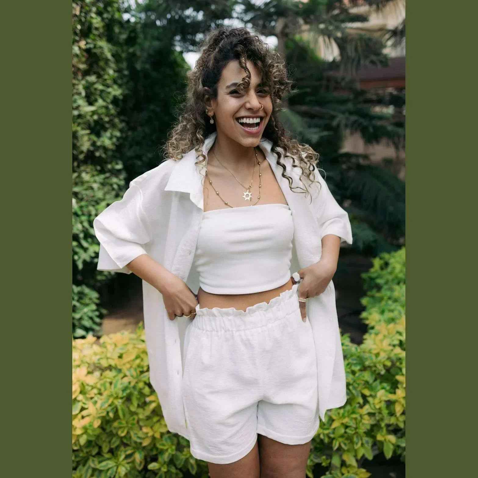 Sleek Linen Shorts - Kanza