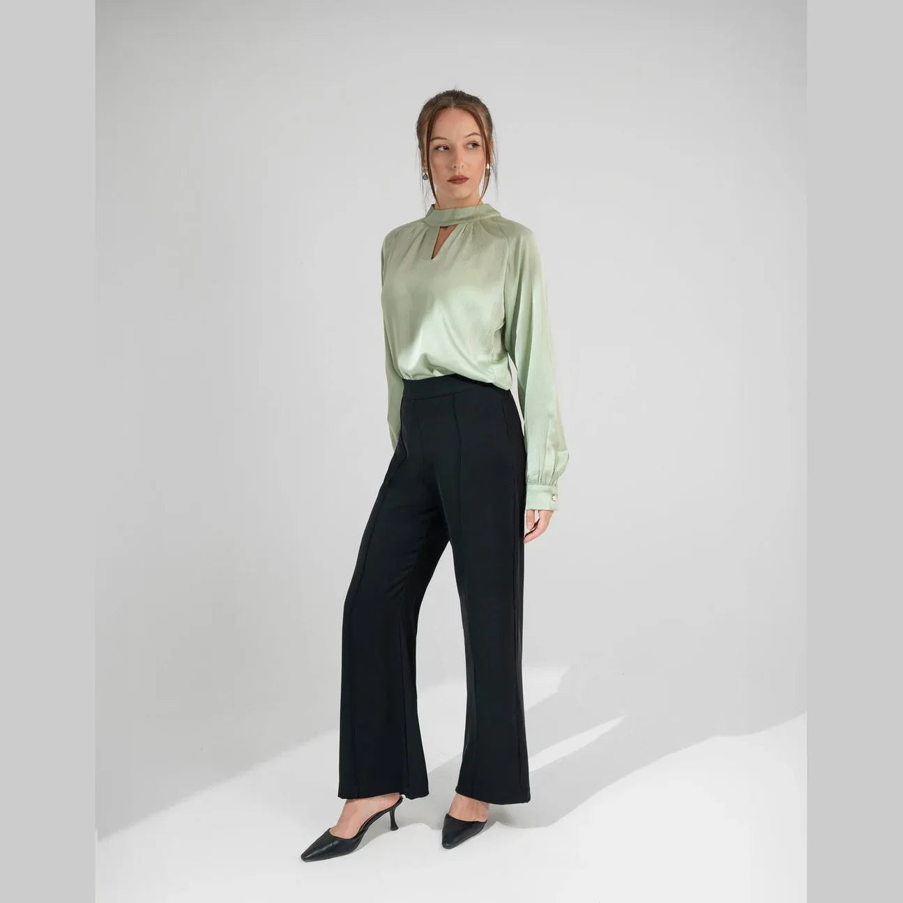 KC Shop - Black High-Waist Flared Trousers 4