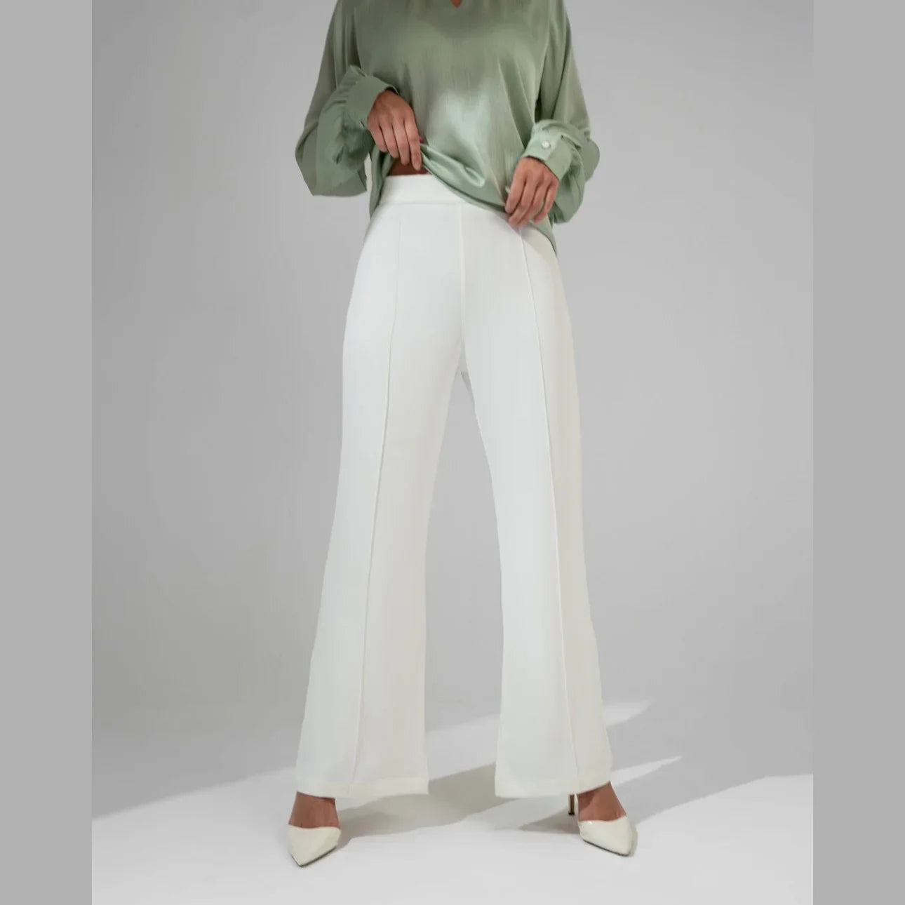 KC Shop - White High-Waist Flared Trousers 1