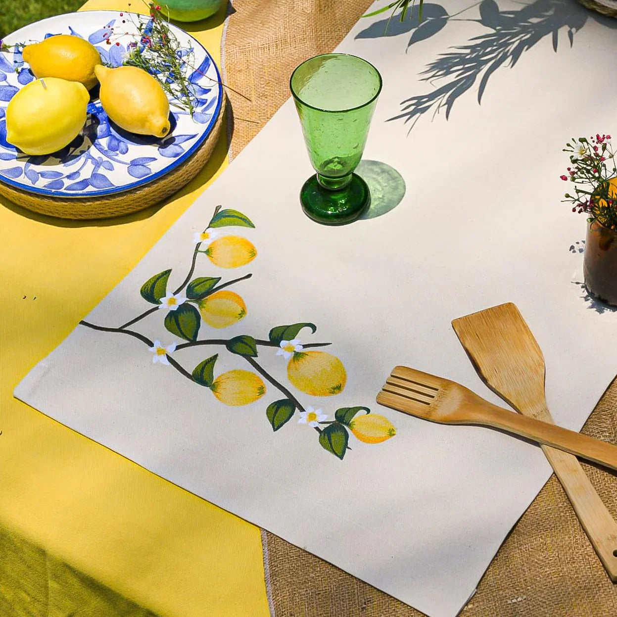 Laimoon Table Runner - Ticas