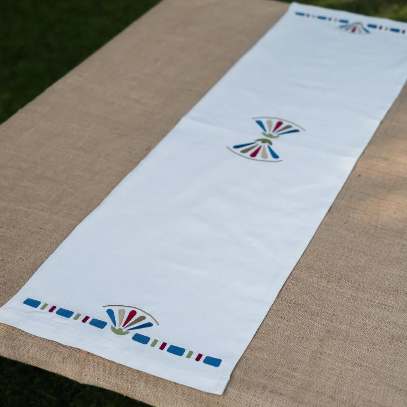 Lotus Table Runner - Ticas
