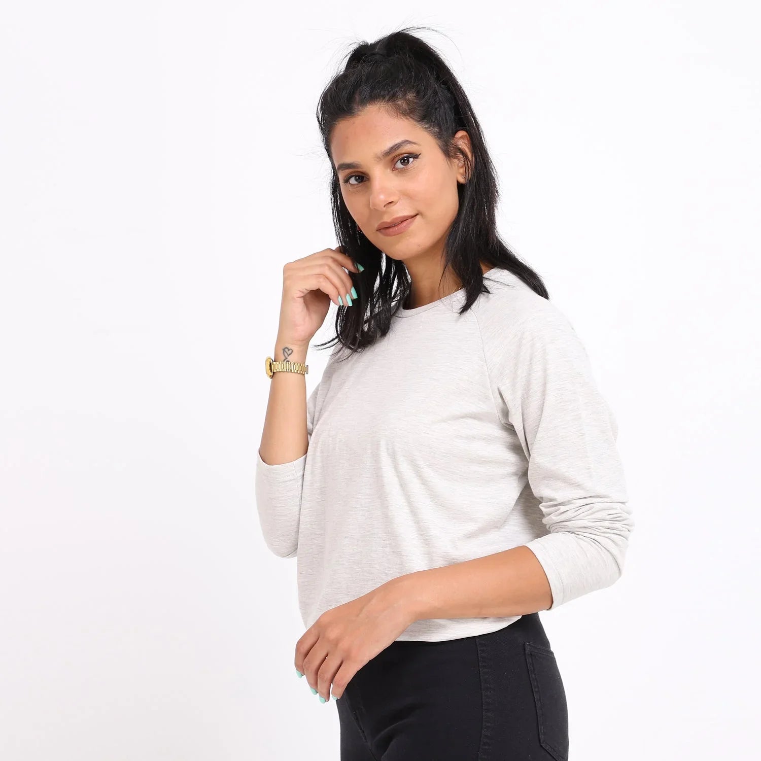 Basic Long Sleeve Round Neck T-shirt Off White - NAS Trends 2