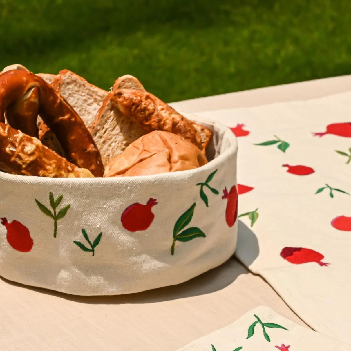 Pomegranate Basket - Ticas