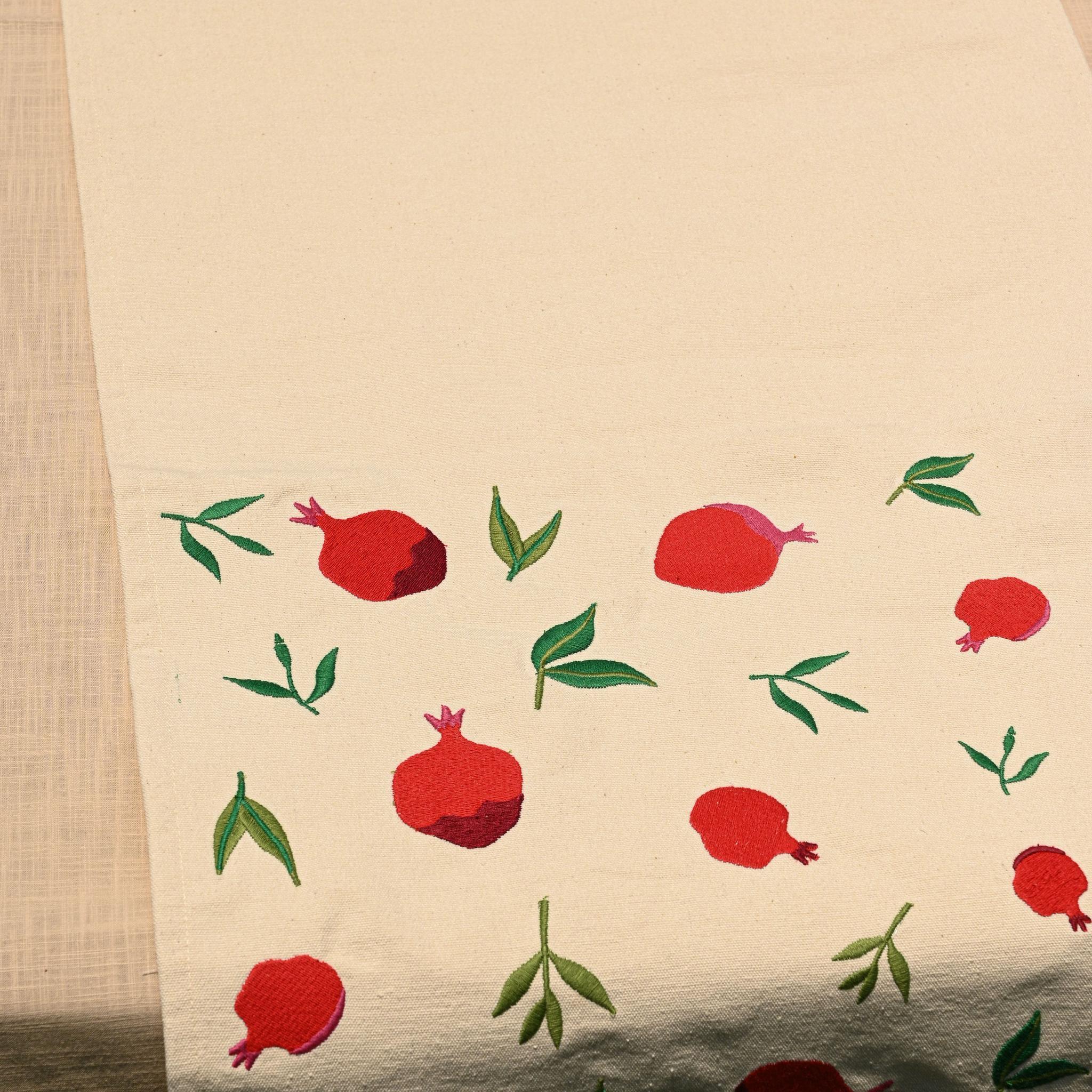 Pomegranate Table Runner - Ticas 3