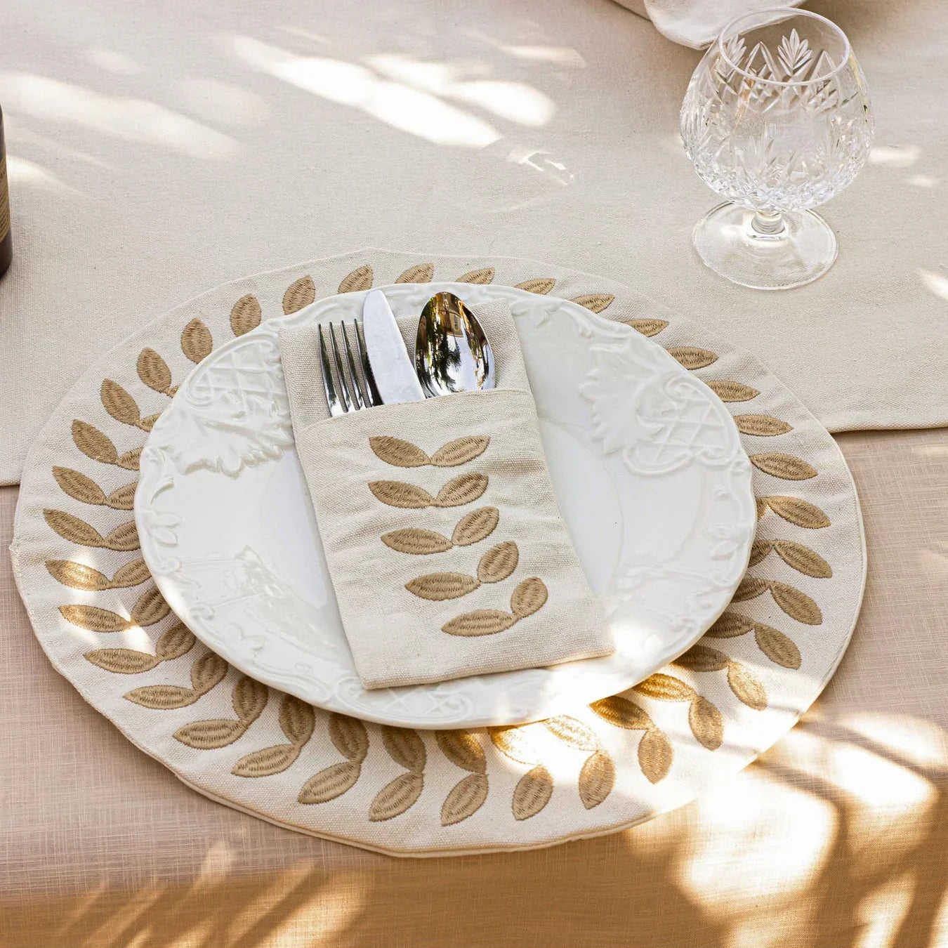 Roman Leaves Cutlery Sleeves Set - Ticas